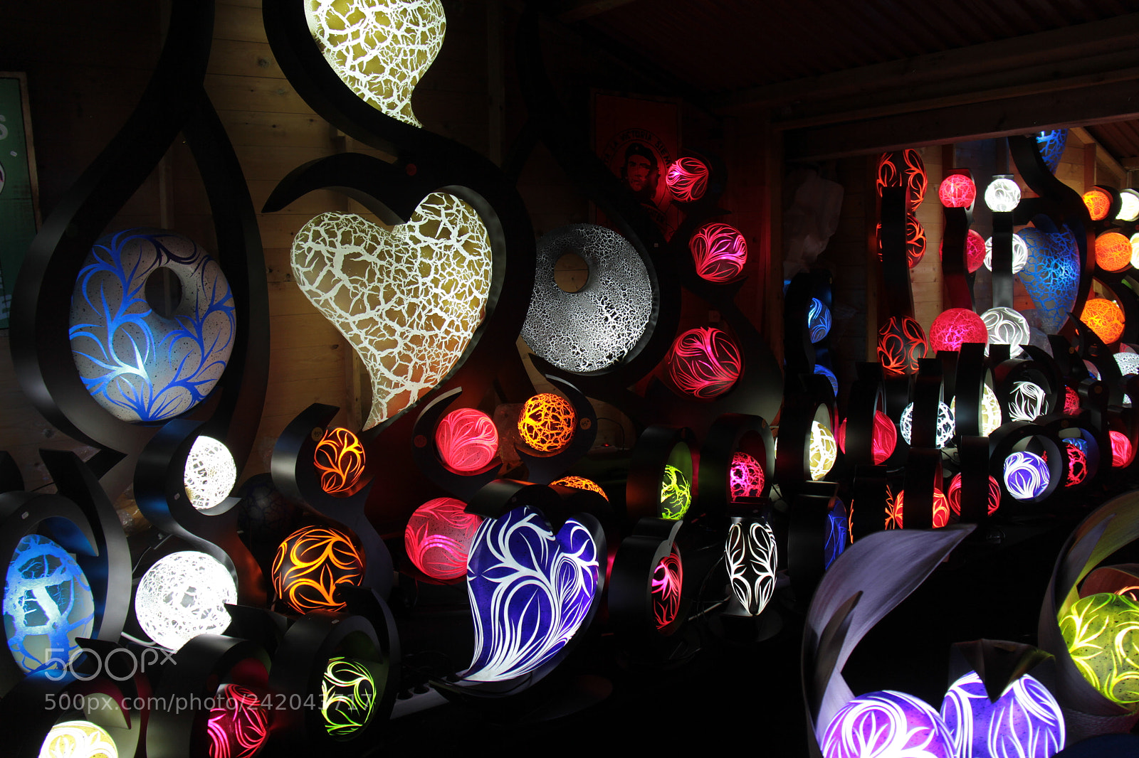 Canon EF-S 18-200mm F3.5-5.6 IS sample photo. Christmas market brussels photography