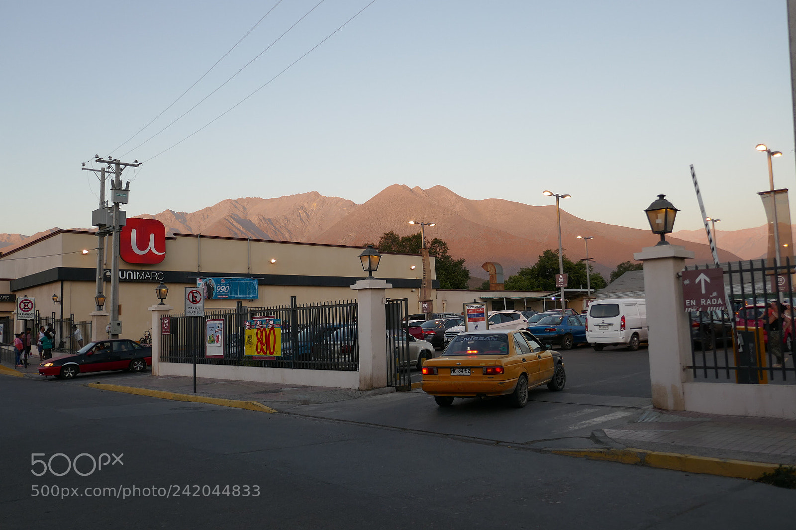 Panasonic Lumix DMC-ZS100 (Lumix DMC-TZ100) sample photo. Parking with a view photography