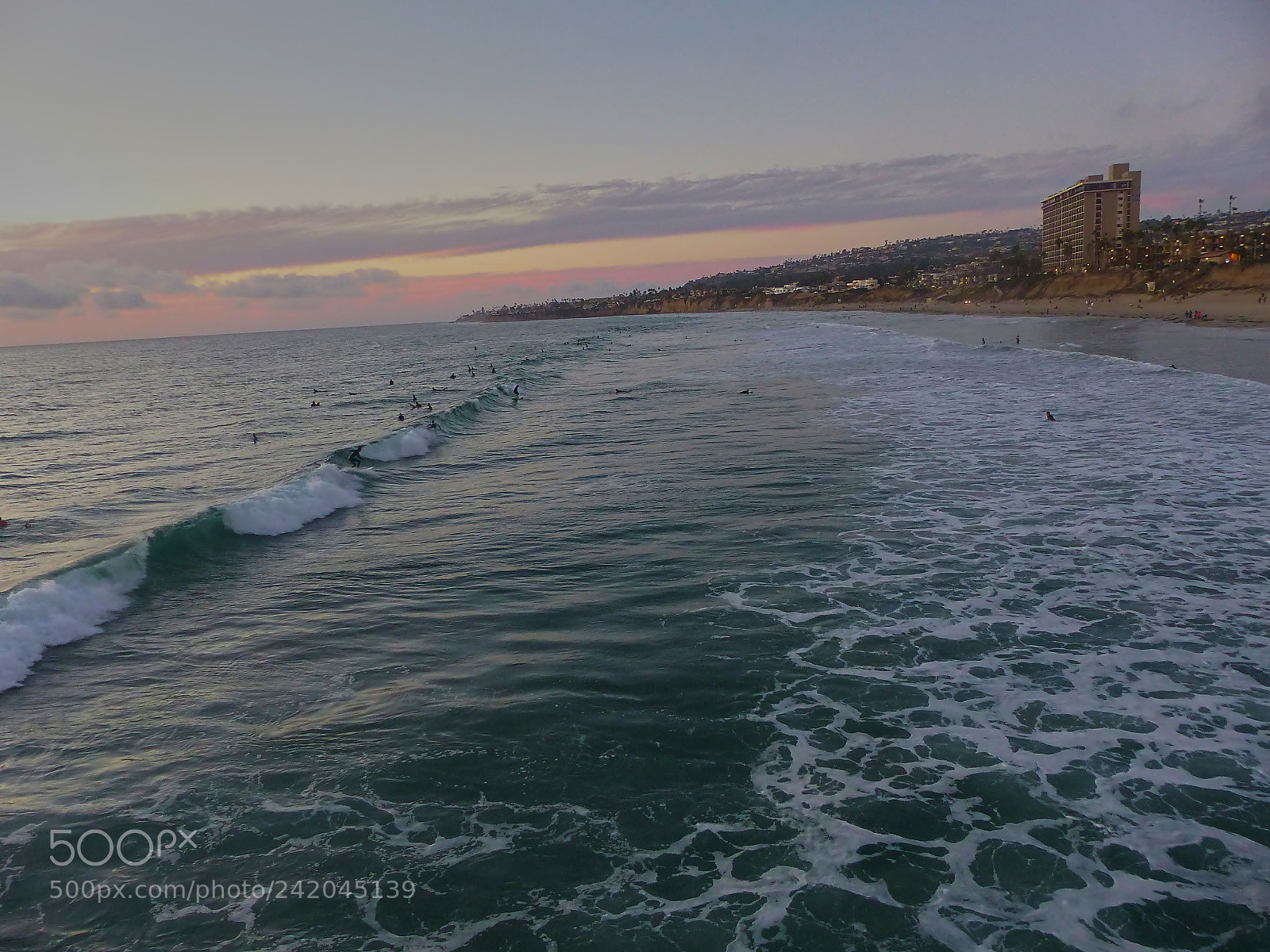 Panasonic Lumix DMC-FZ200 sample photo. Wave photography