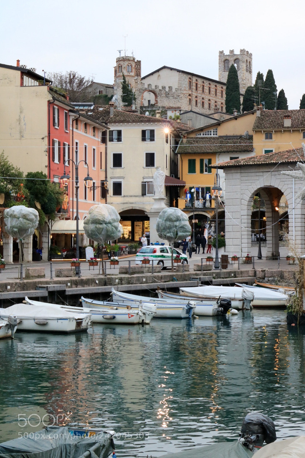Canon EOS 750D (EOS Rebel T6i / EOS Kiss X8i) sample photo. Desenzano del garda photography