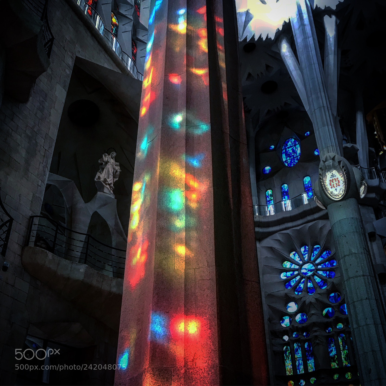 Apple iPhone 7 sample photo. Light games in sagrada photography