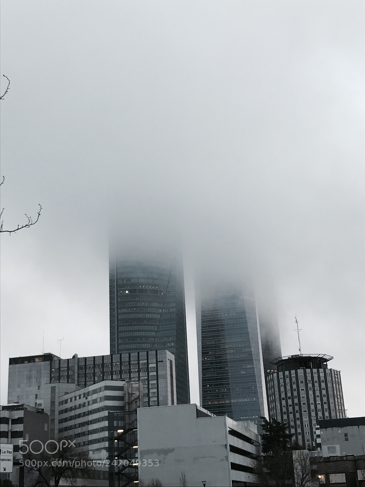 Apple iPhone 7 sample photo. Cloudy madrid photography