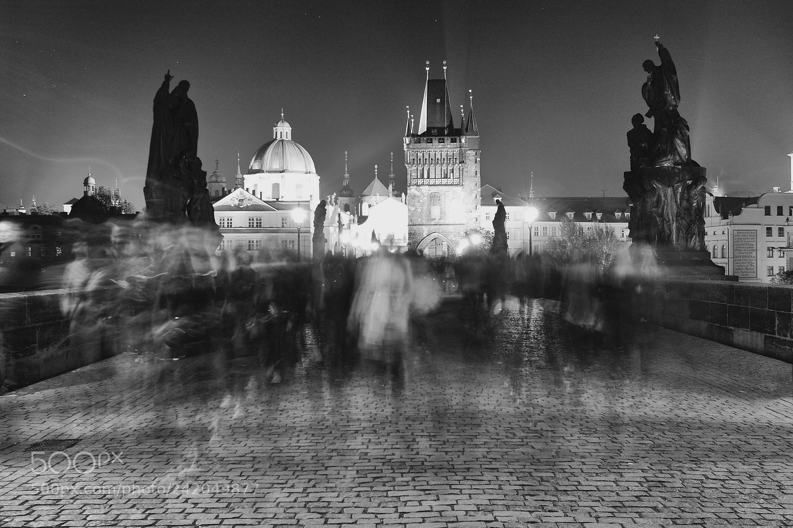 Olympus PEN E-PL1 sample photo. Shadows on the charle's photography