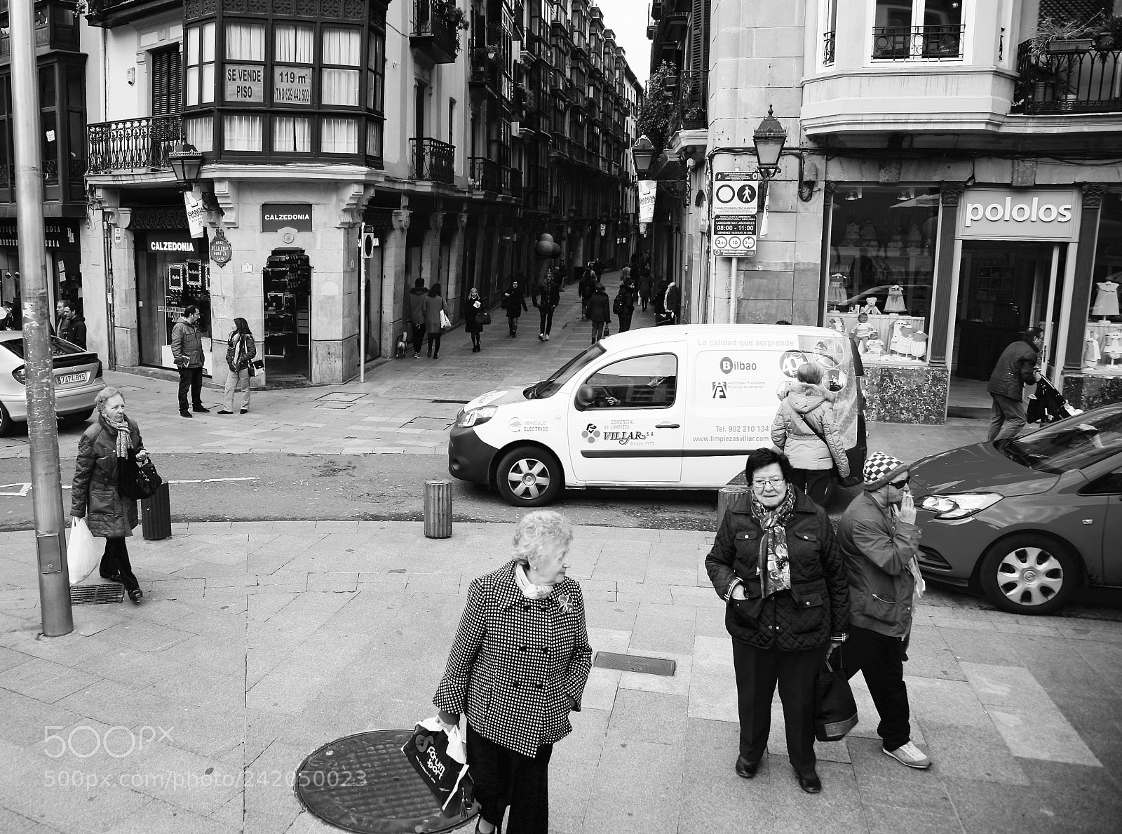 Canon EOS 5D sample photo. Streetshot photography