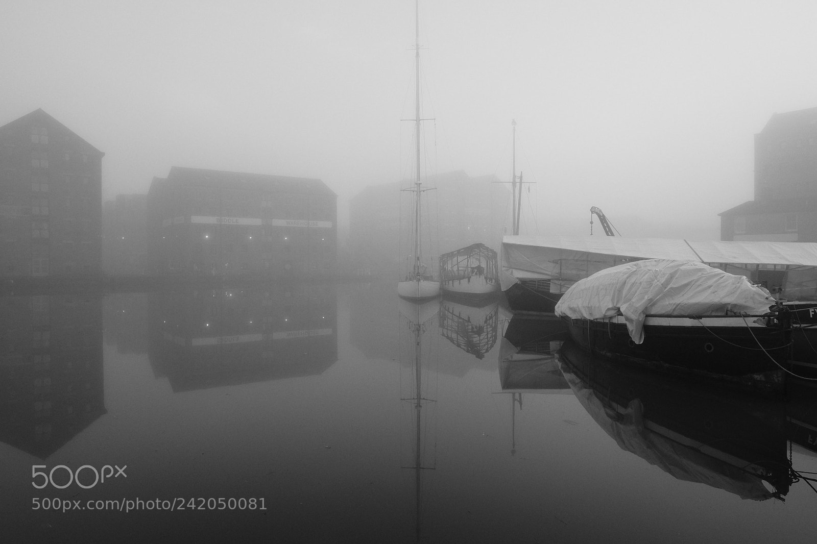 Fujifilm X-T2 sample photo. Gloucester docks photography