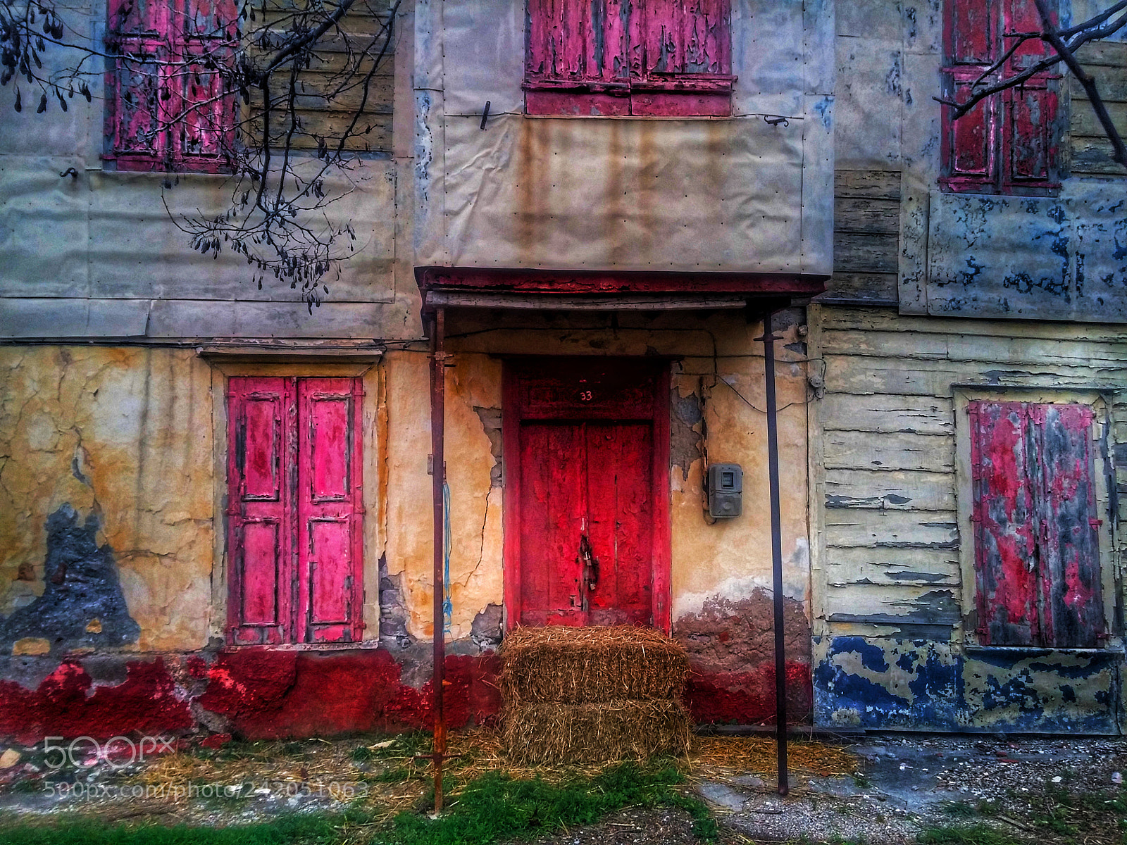 LG G3 sample photo. Abandoned building photography