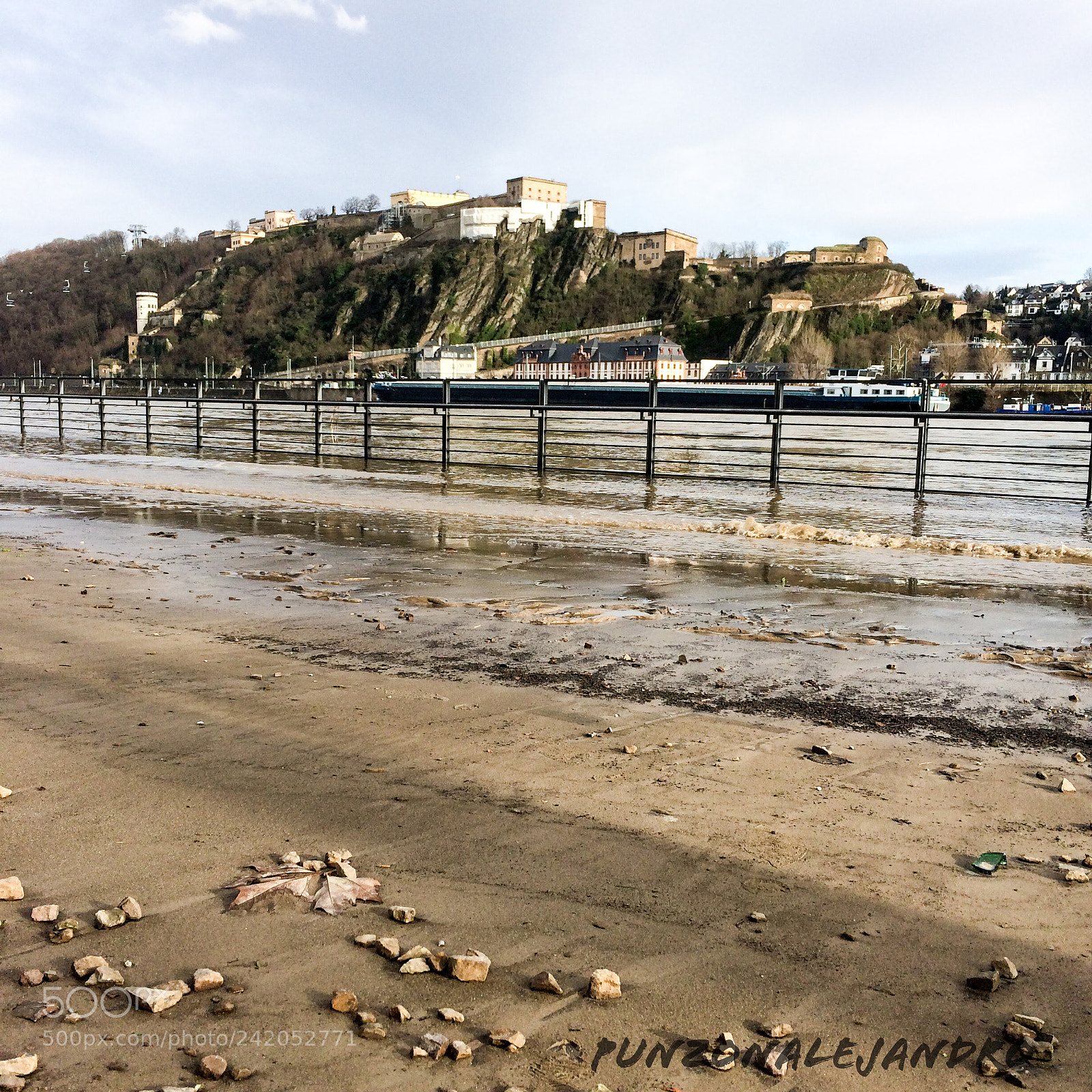 Apple iPhone 5s sample photo. Koblenz, germany. city center photography