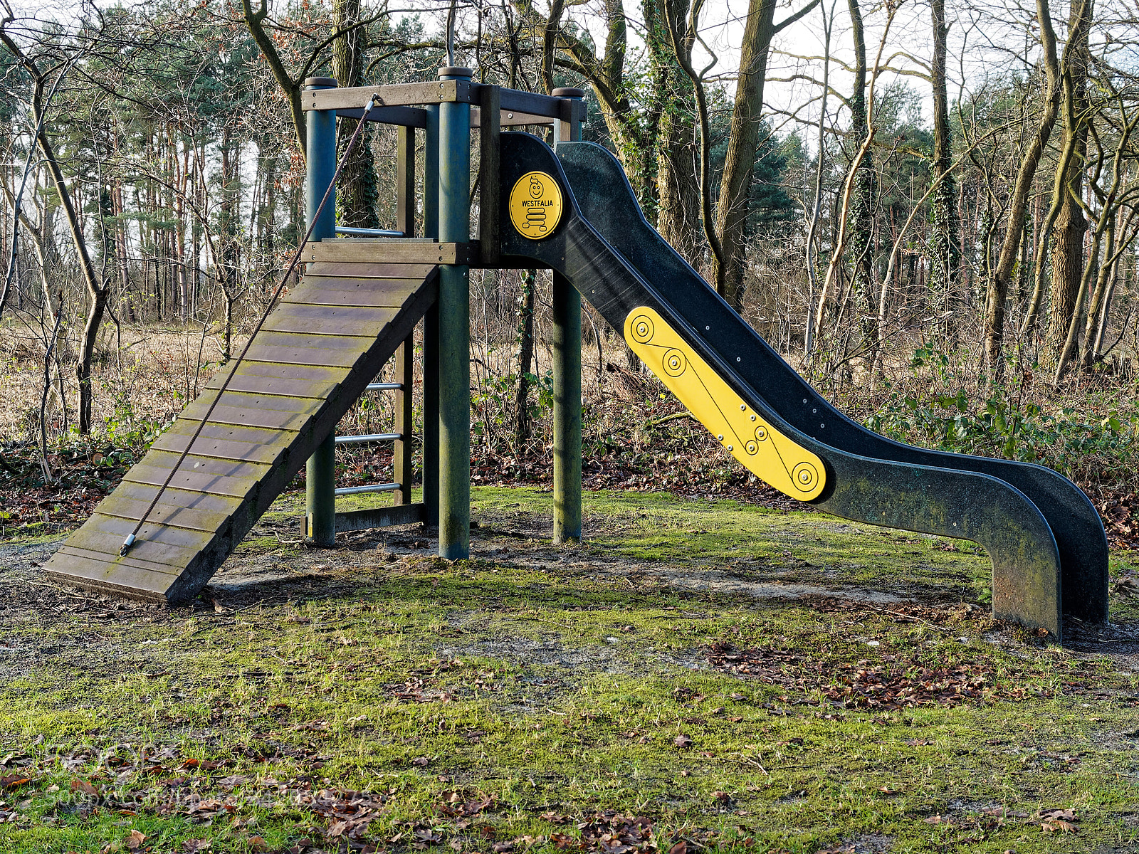Olympus OM-D E-M5 sample photo. Müden (aller), kinderspielplatz photography