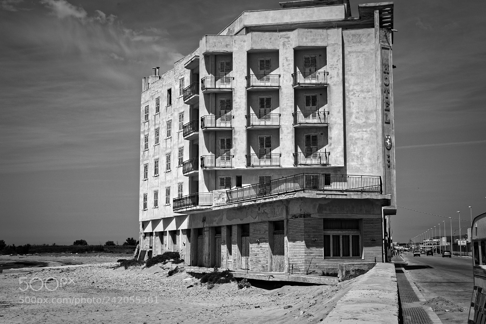 Canon EOS 6D + Canon EF 24-105mm F4L IS USM sample photo. Albergo cavallo bianco *** photography