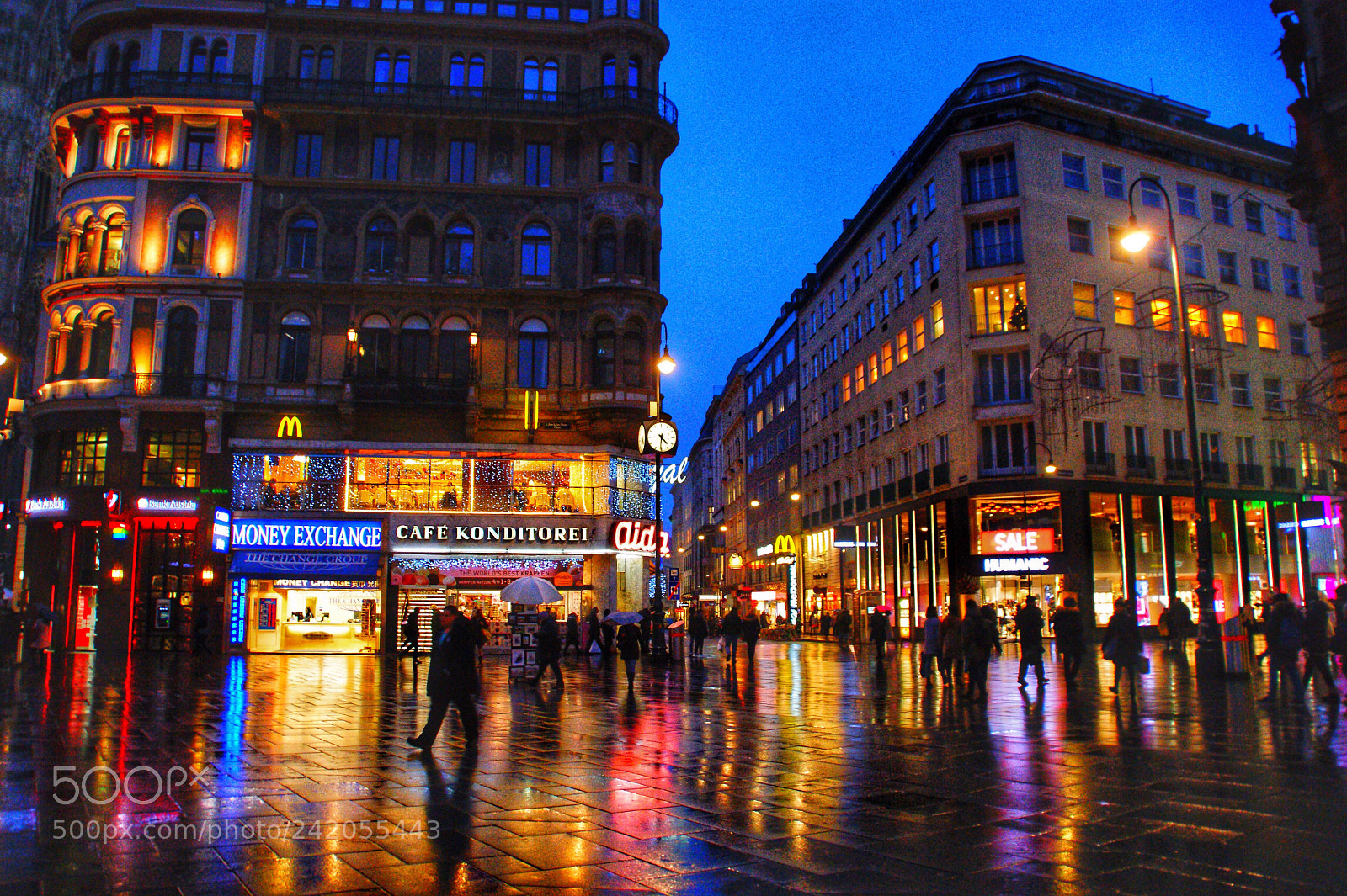 Sony Alpha DSLR-A290 sample photo. Vienna city center photography