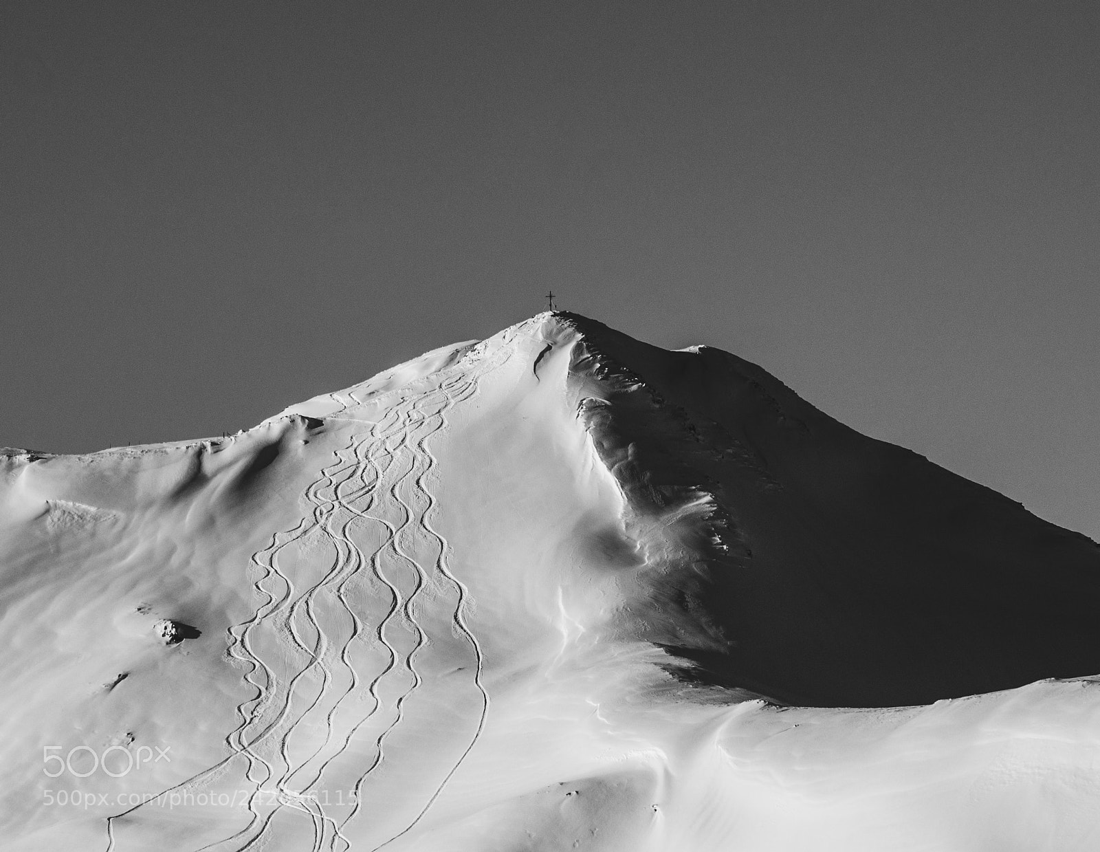 Sony SLT-A55 (SLT-A55V) sample photo. Tracks in the snow photography