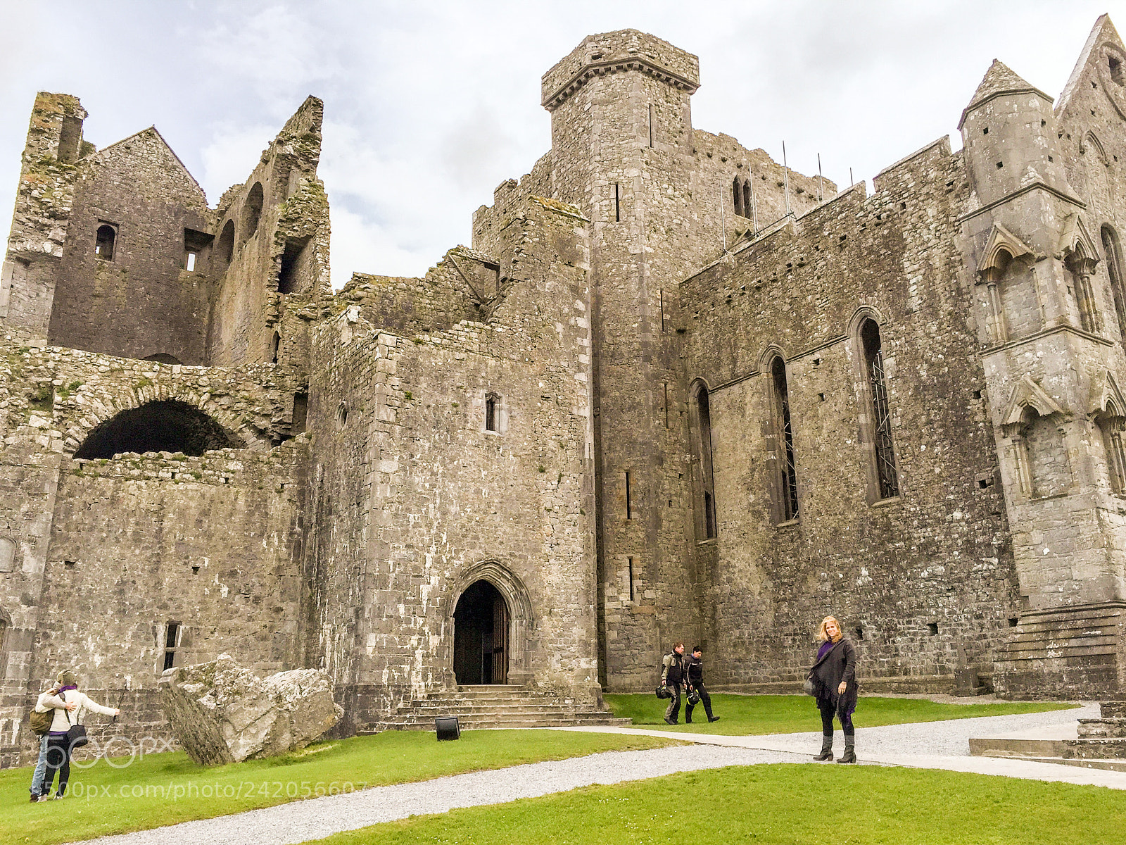 Apple iPhone 6 Plus sample photo. Rock of cashel photography