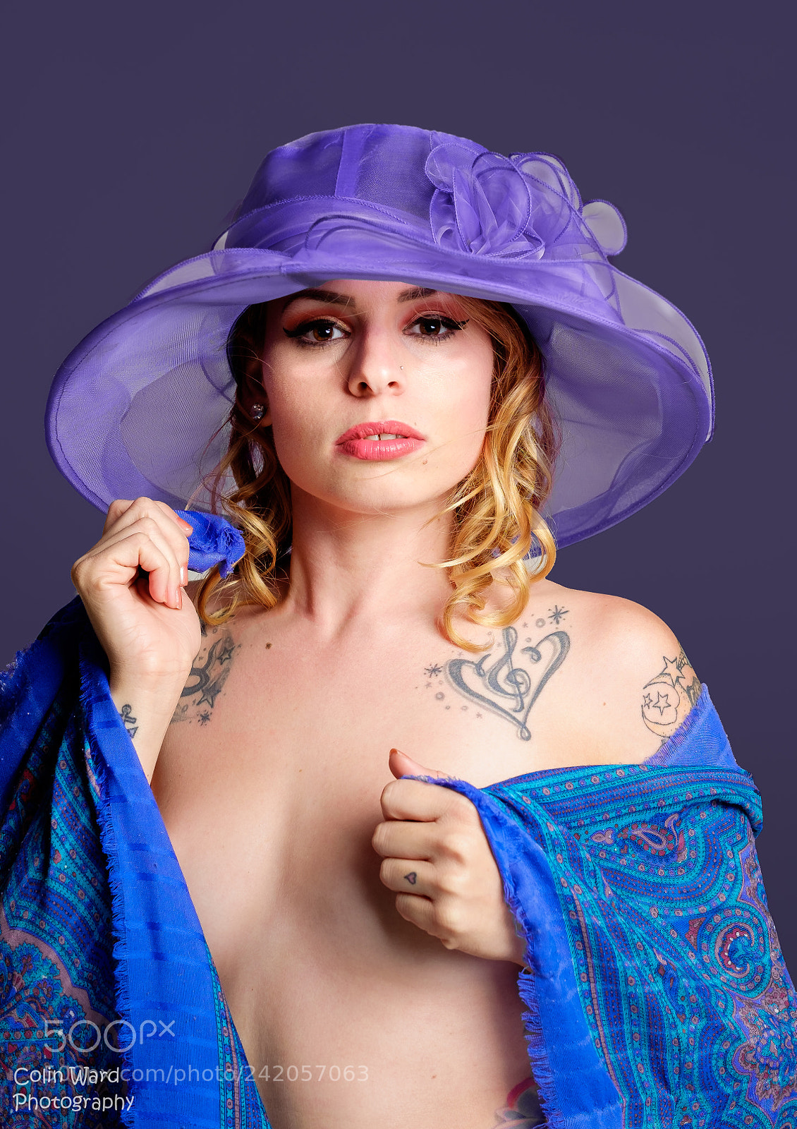 Fujifilm X-T1 sample photo. J in purple hat photography
