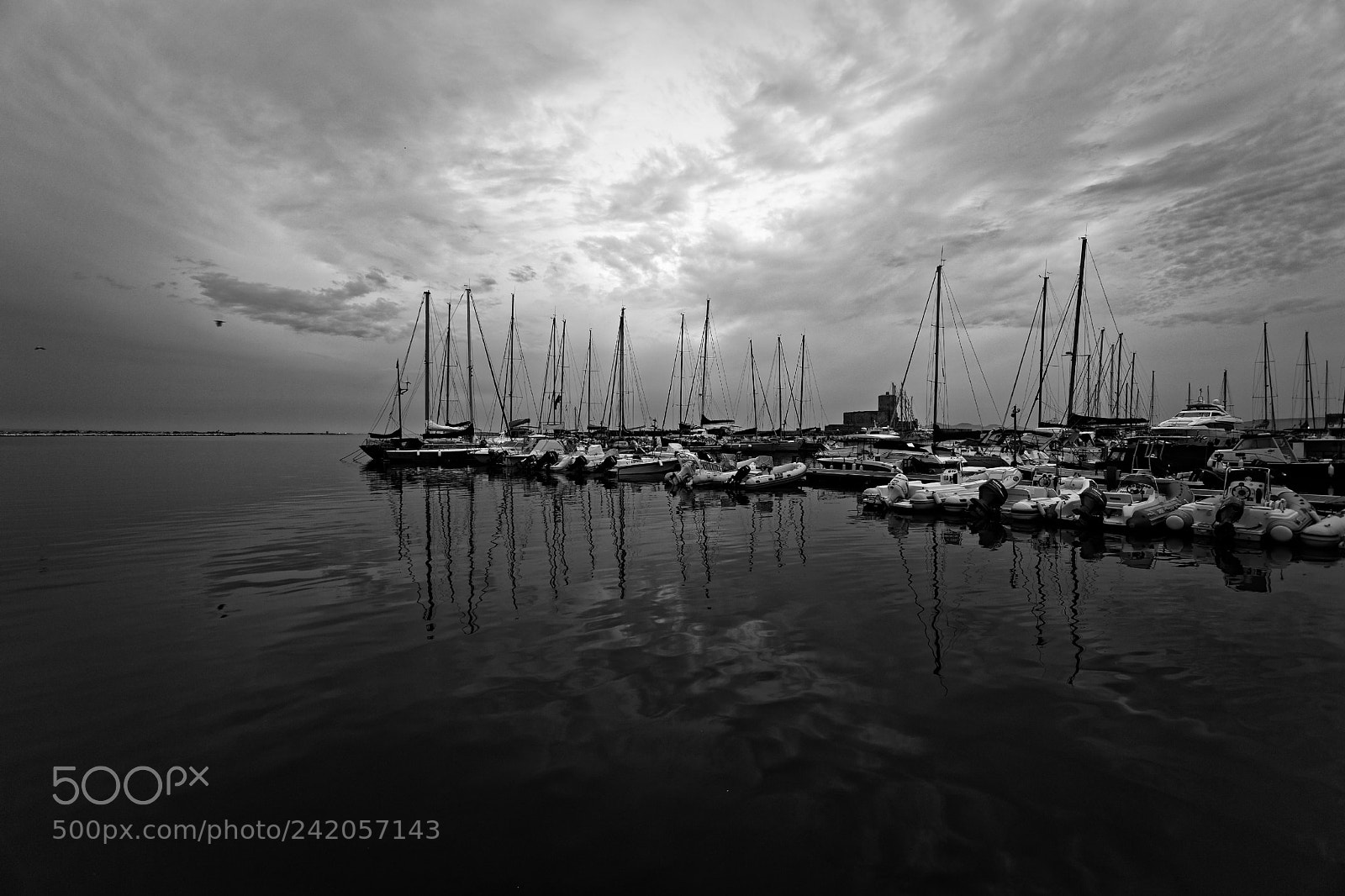 Canon EOS 6D + Canon EF 17-40mm F4L USM sample photo. Trapani - porto photography
