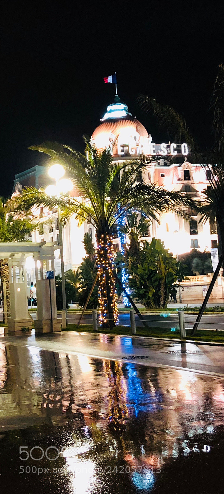 Apple iPhone X sample photo. Souvenir of nice c photography