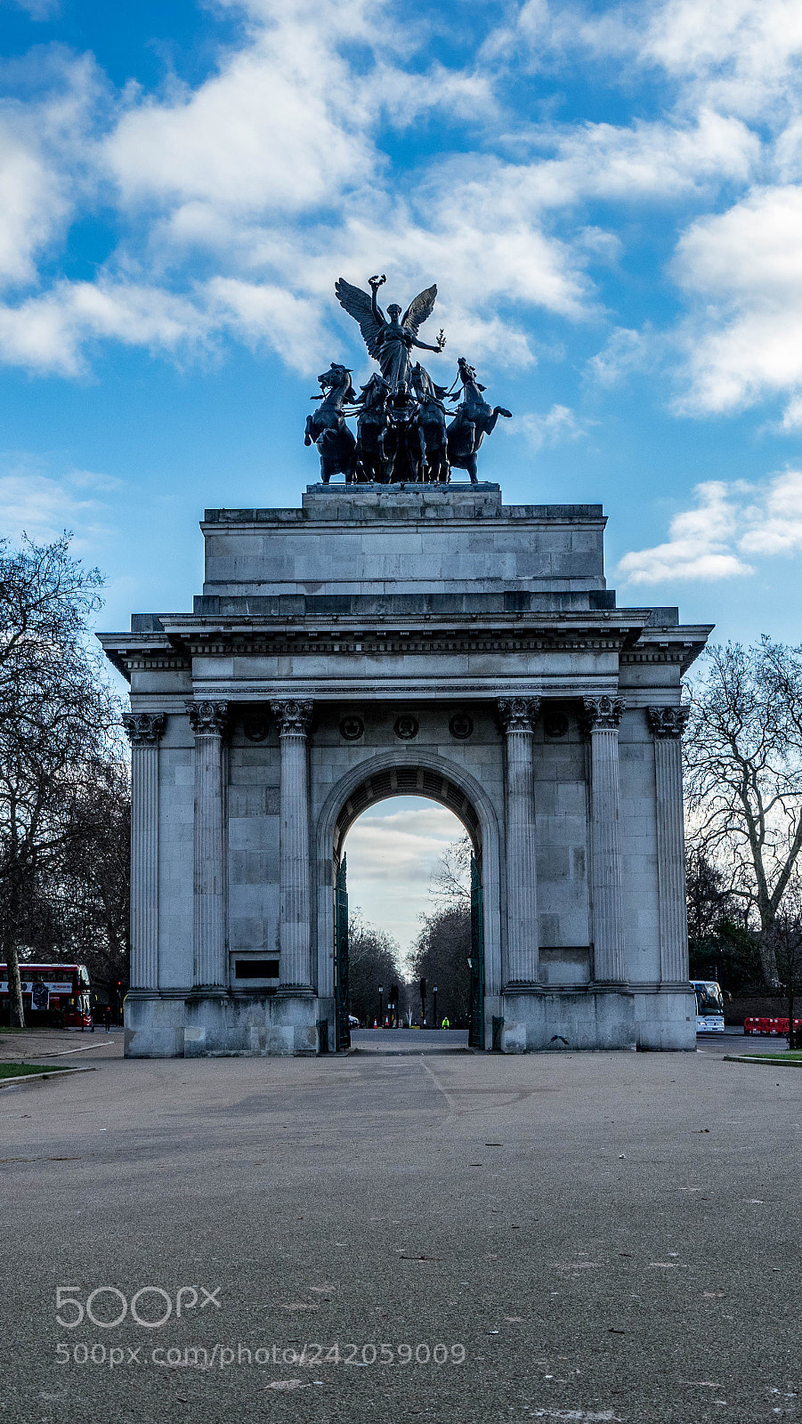 Sony a7 II sample photo. Wellington arch photography