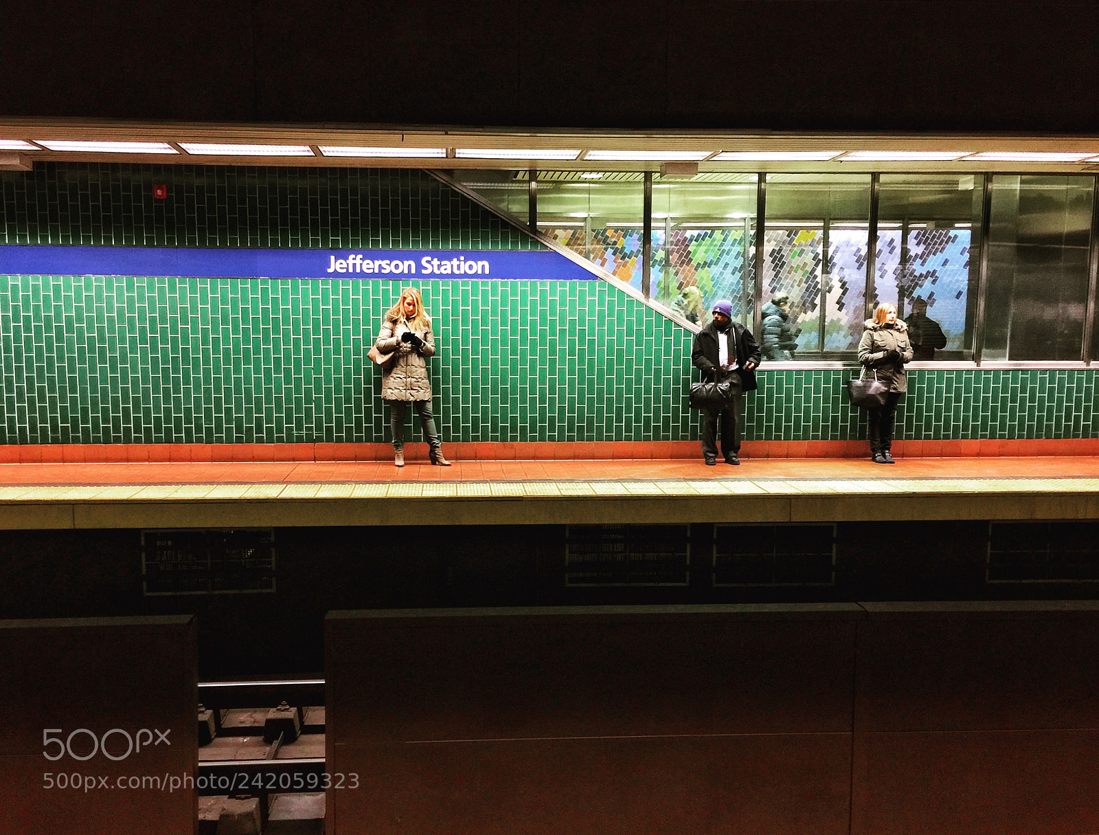 Apple iPhone 6 Plus sample photo. Train waiting photography