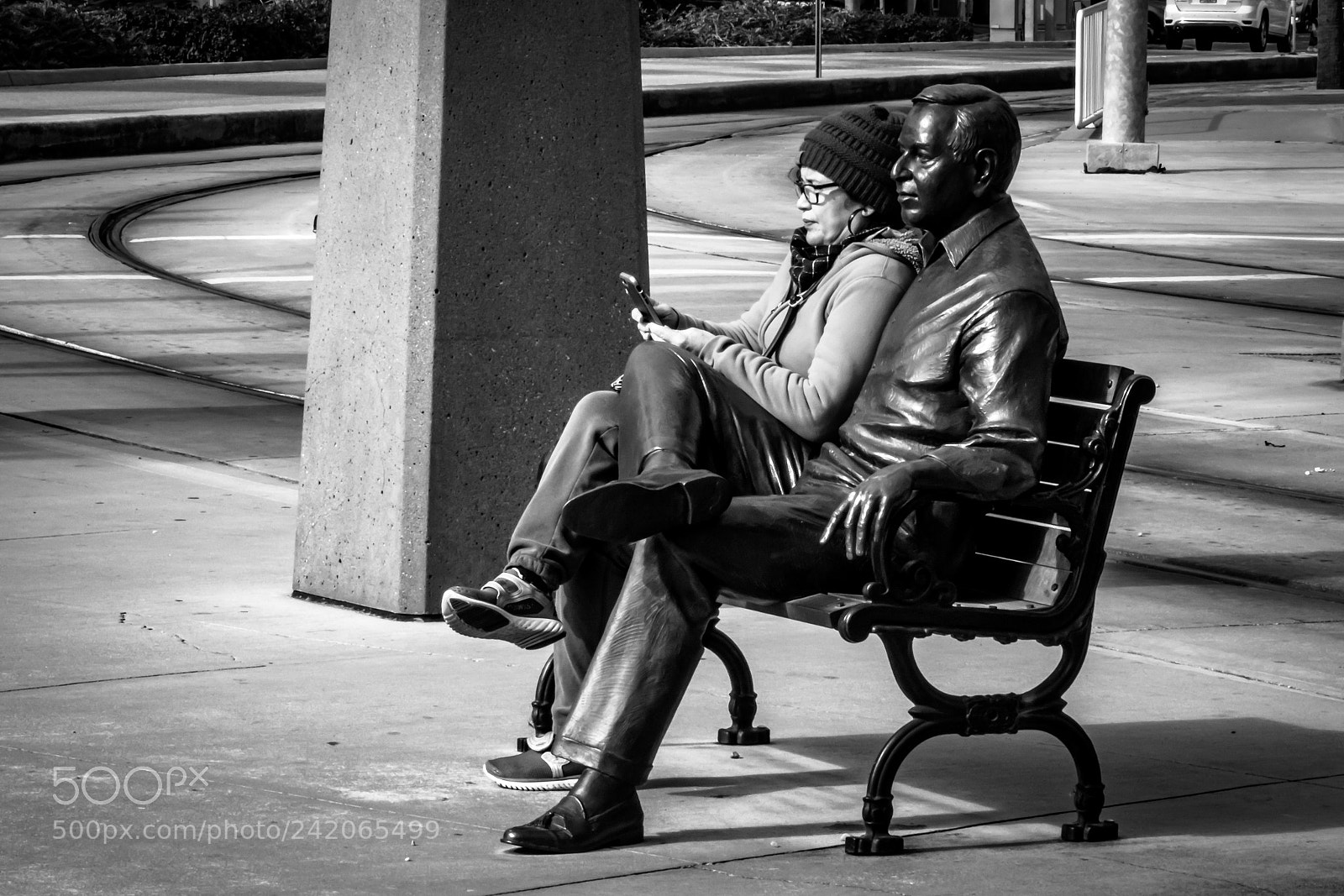 Sony Cyber-shot DSC-RX10 IV sample photo. Cold relationship photography