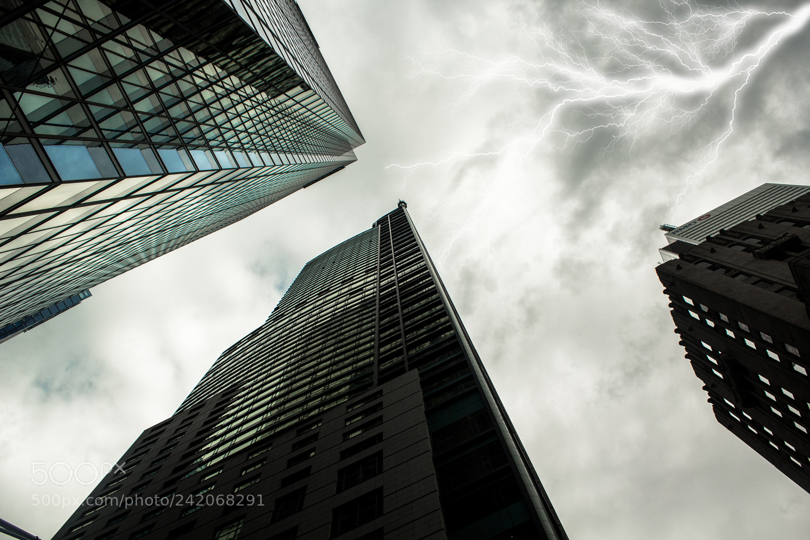 Canon EOS 60D sample photo. Lightning and buildings photography