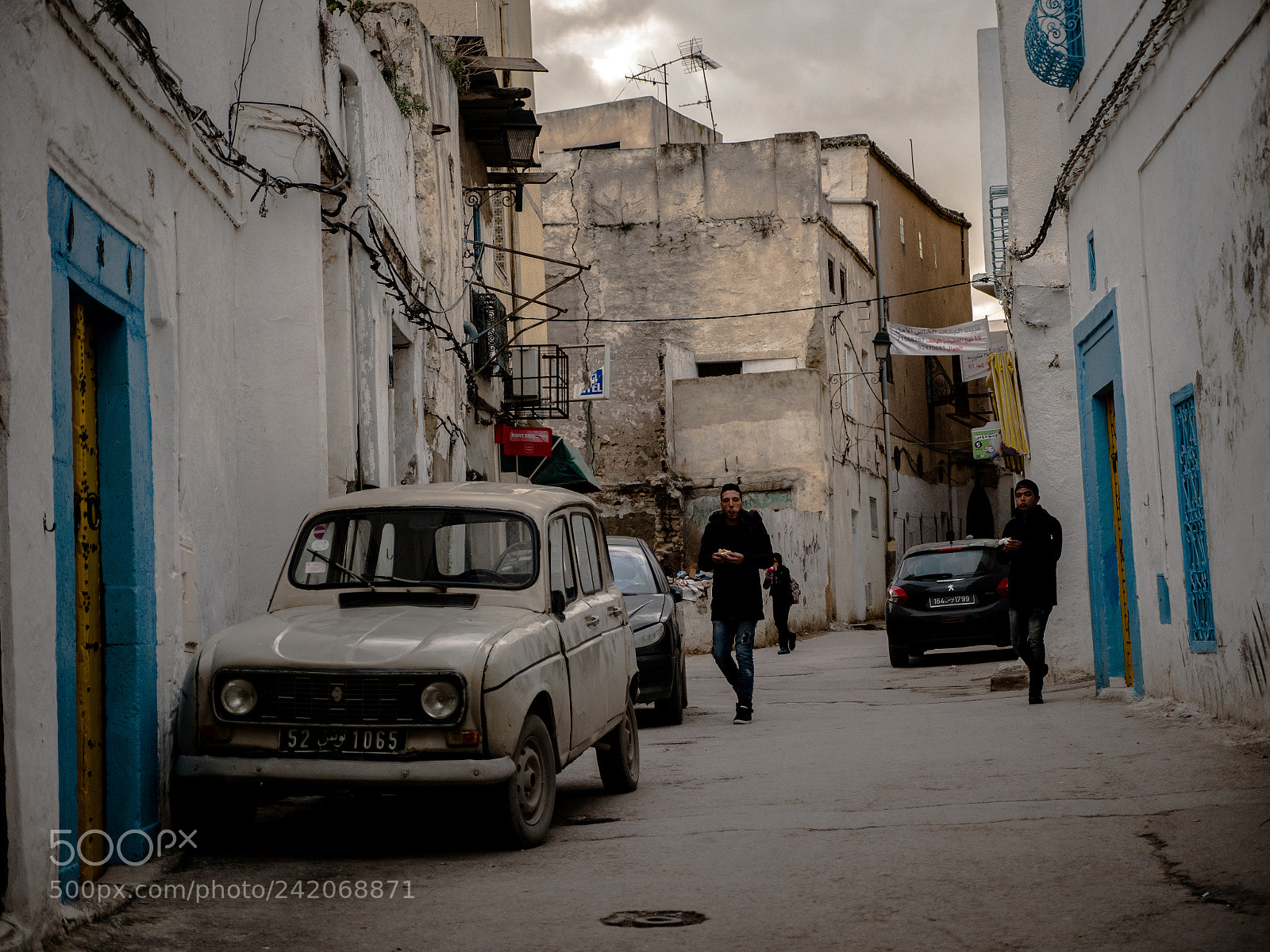 Panasonic Lumix DC-GH5 sample photo. Hungry alleys photography