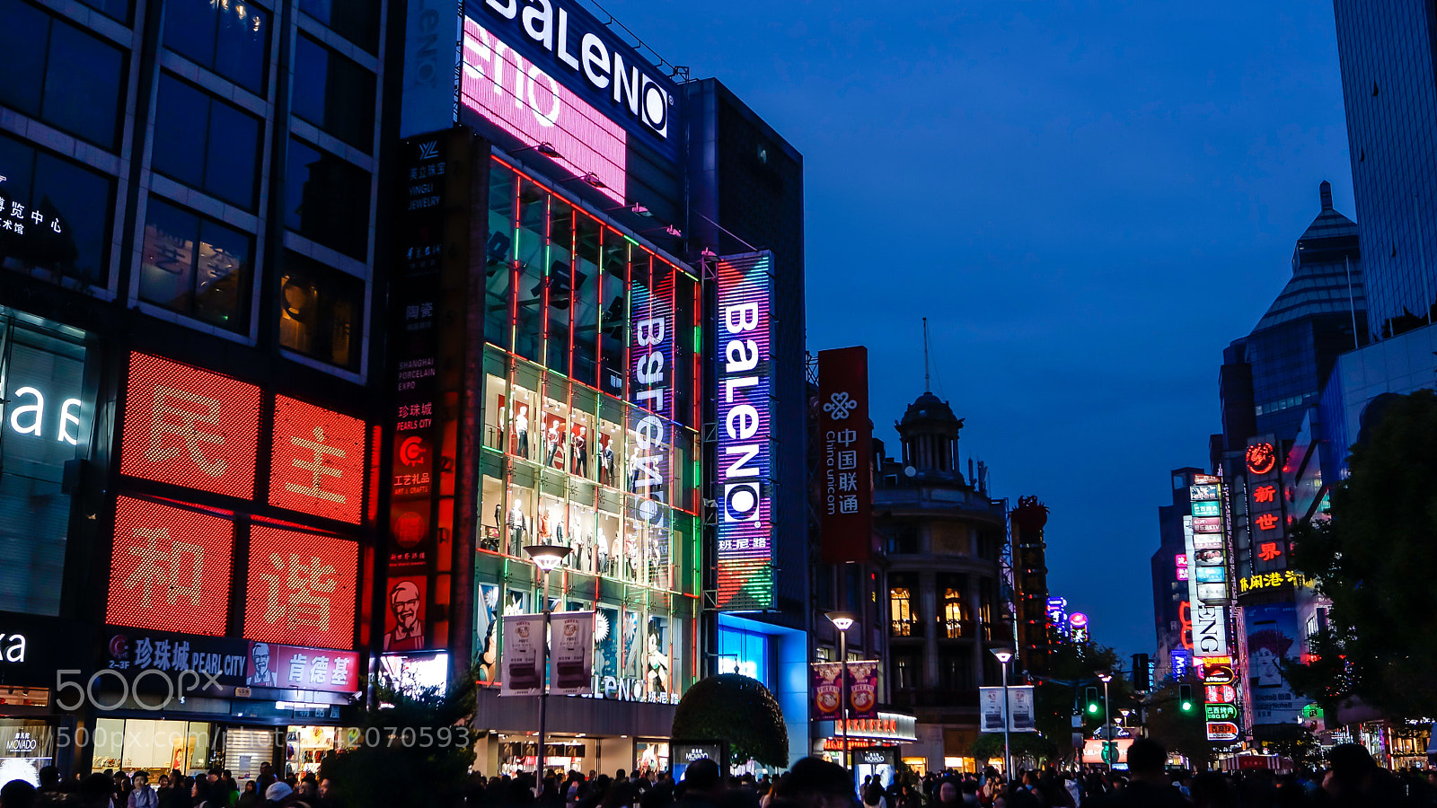 Sony SLT-A77 sample photo. Nanjing st. night photography