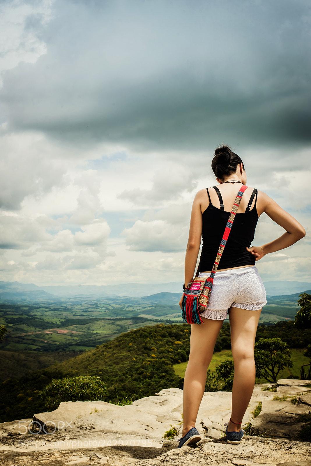 Nikon D600 sample photo. The horizon and singleness photography