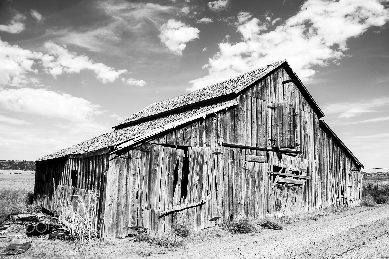 Nikon D7100 sample photo. Weathered barn photography