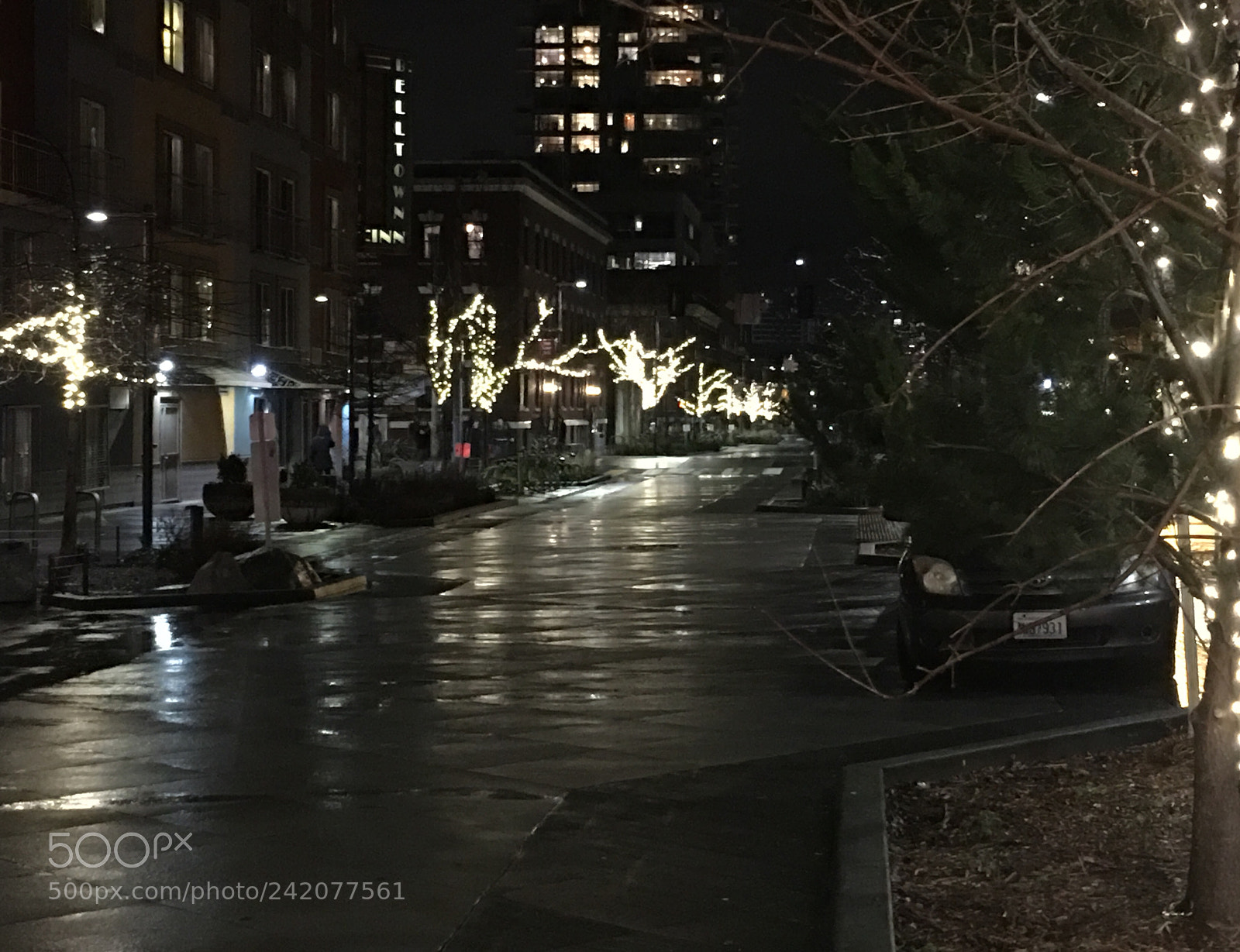 Apple iPhone 6s Plus sample photo. Wet streets and lights 2 photography