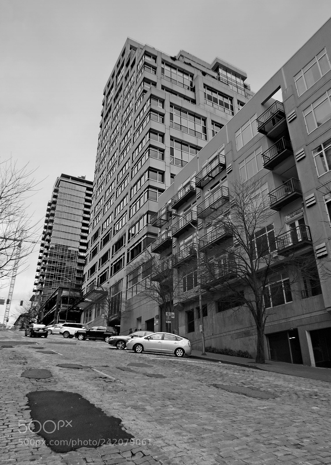 Nikon Coolpix P520 sample photo. Side street, near pike photography