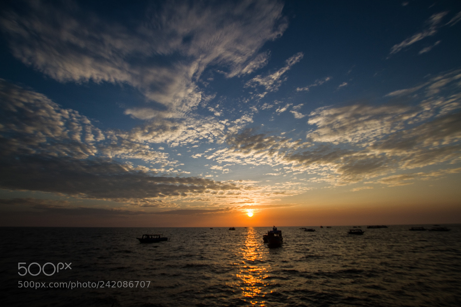 Canon EOS 7D sample photo. Tonle sap lake sunset photography