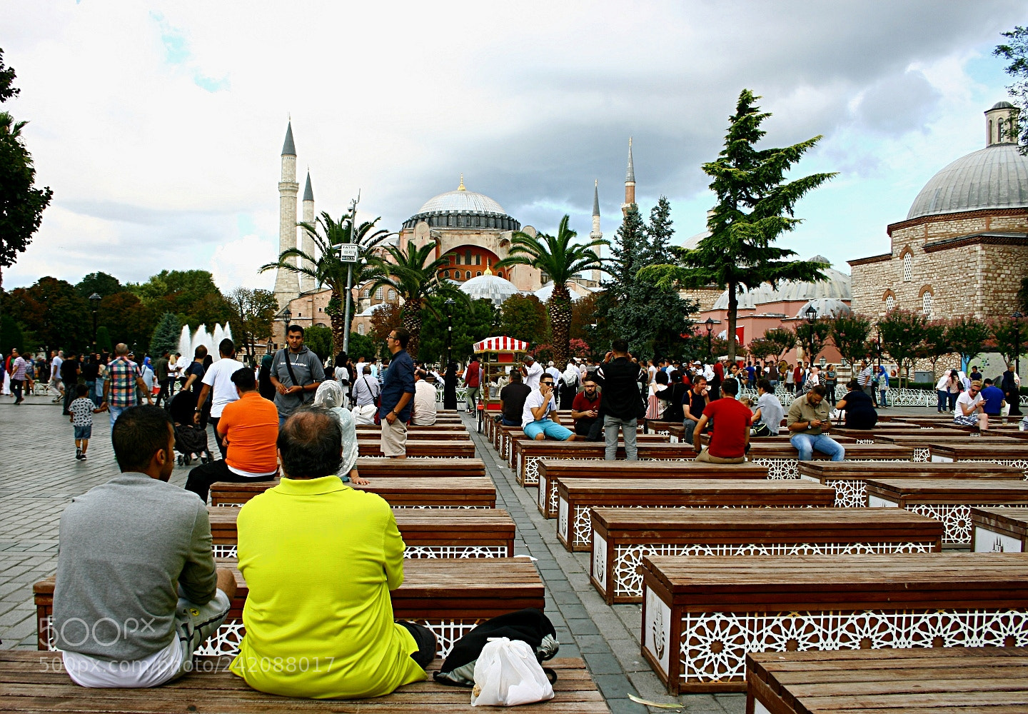 Canon EF-S 18-55mm F3.5-5.6 II sample photo. Sultanahmet meydanından_2 photography