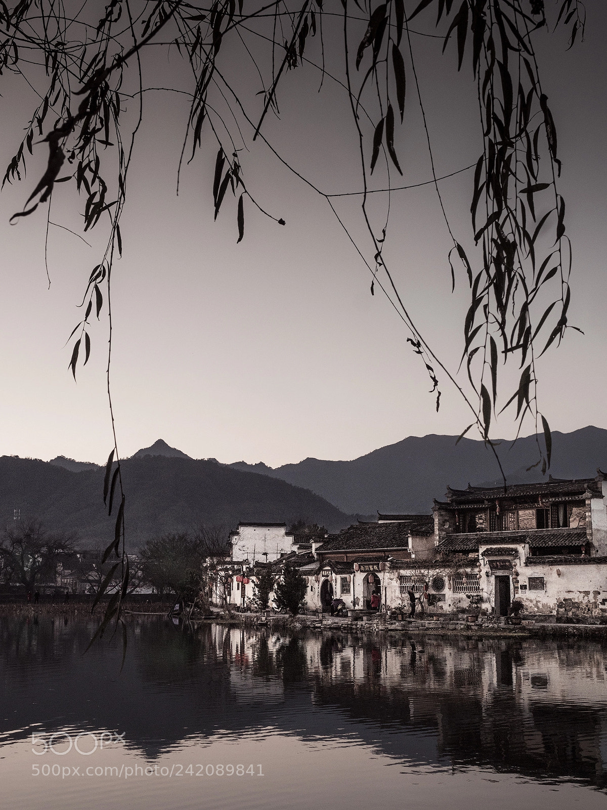 Olympus OM-D E-M1 Mark II sample photo. Ancient village photography