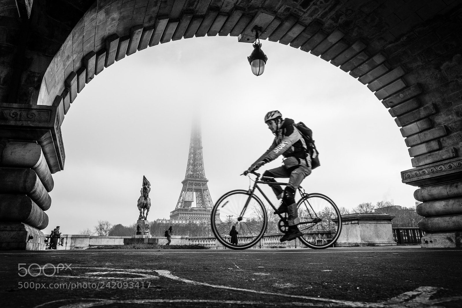 Fujifilm X-T2 sample photo. Eiffel photography