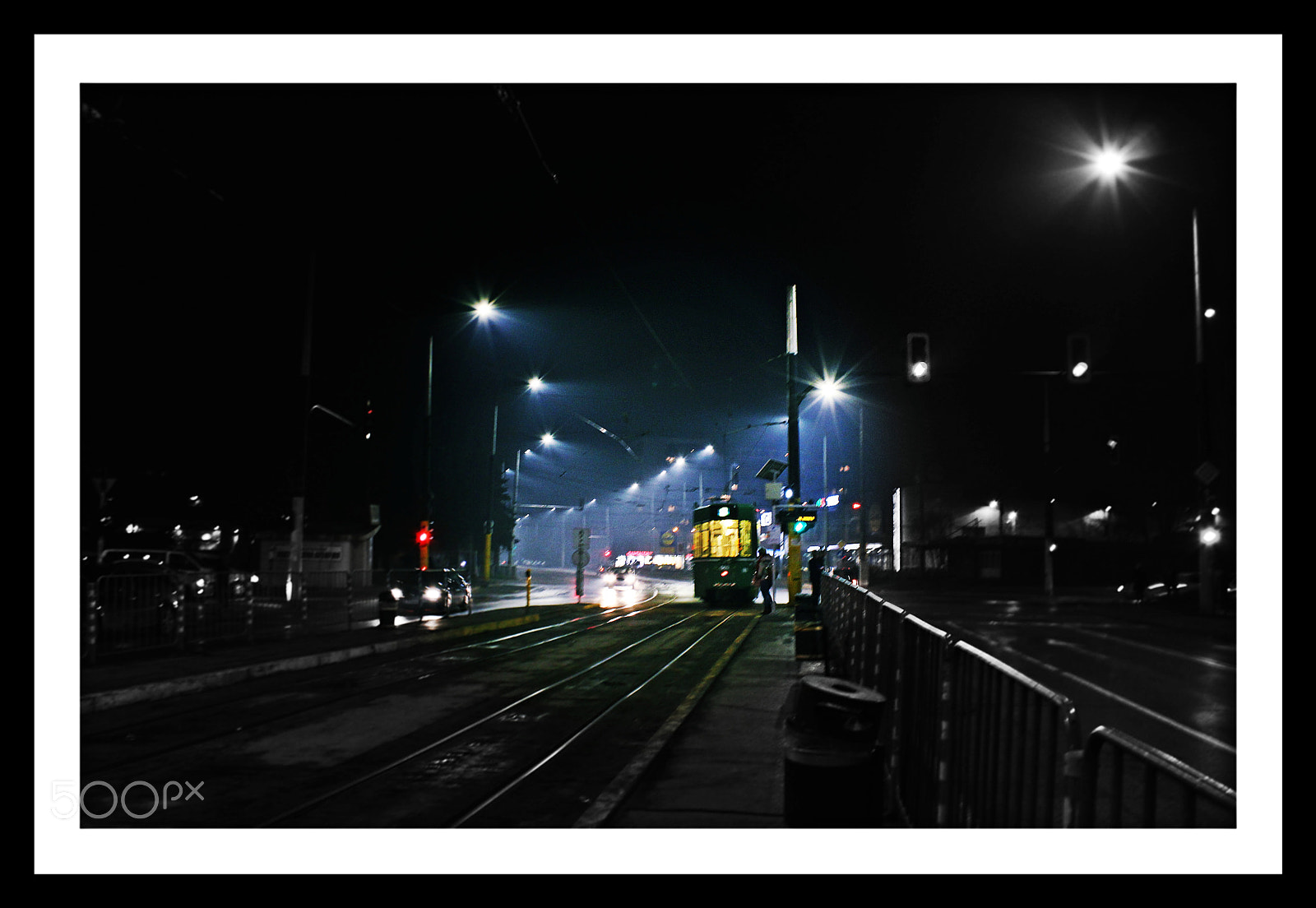 Canon EOS 100D (EOS Rebel SL1 / EOS Kiss X7) sample photo. Night city photography