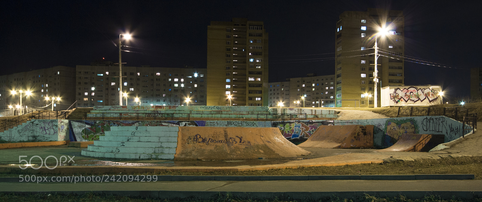 Canon EOS 650D (EOS Rebel T4i / EOS Kiss X6i) sample photo. Night bmx park photography
