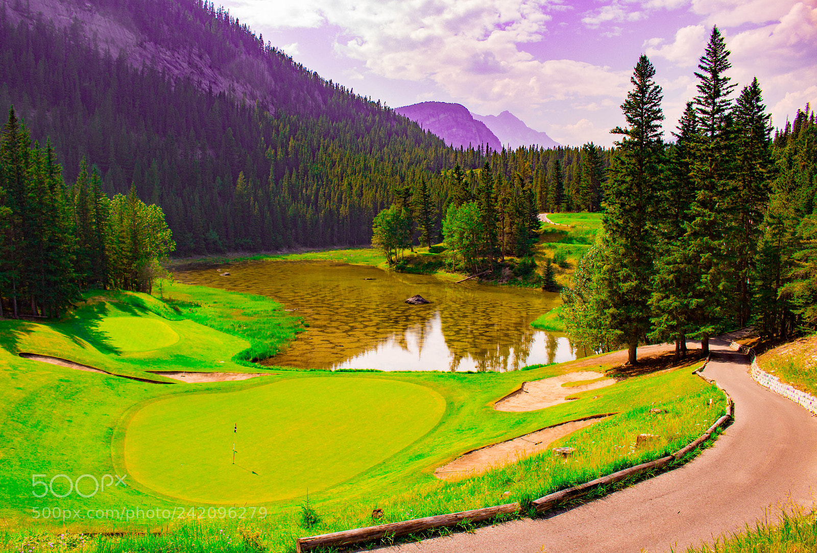 Canon EOS 100D (EOS Rebel SL1 / EOS Kiss X7) sample photo. Banff springs golf course photography