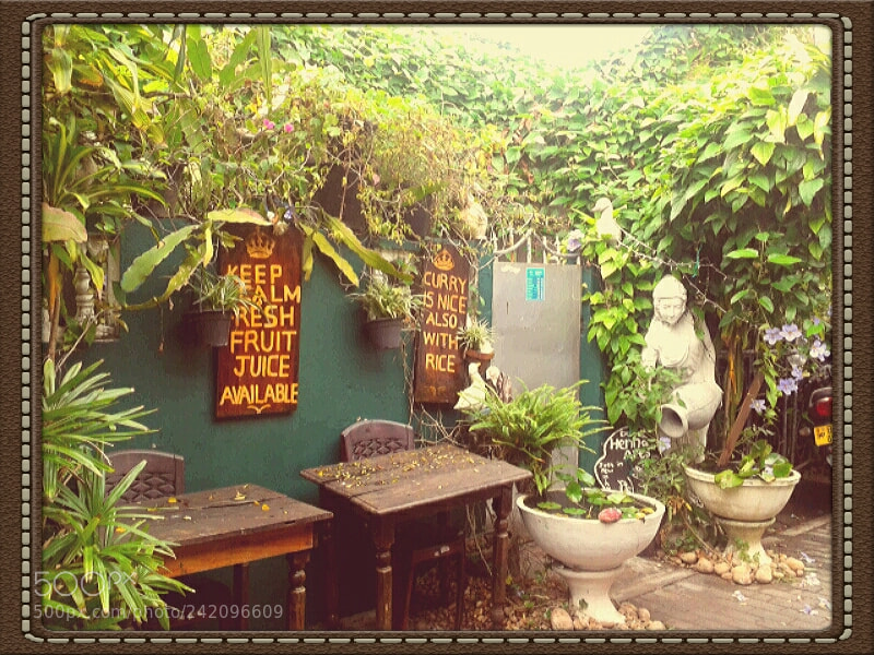 Samsung Galaxy S3 Mini sample photo. Street scene photography