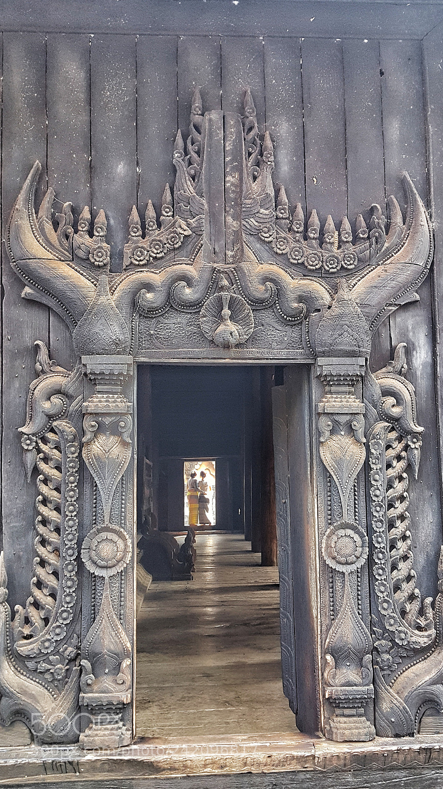 Samsung Galaxy Note5 sample photo. In the other door photography