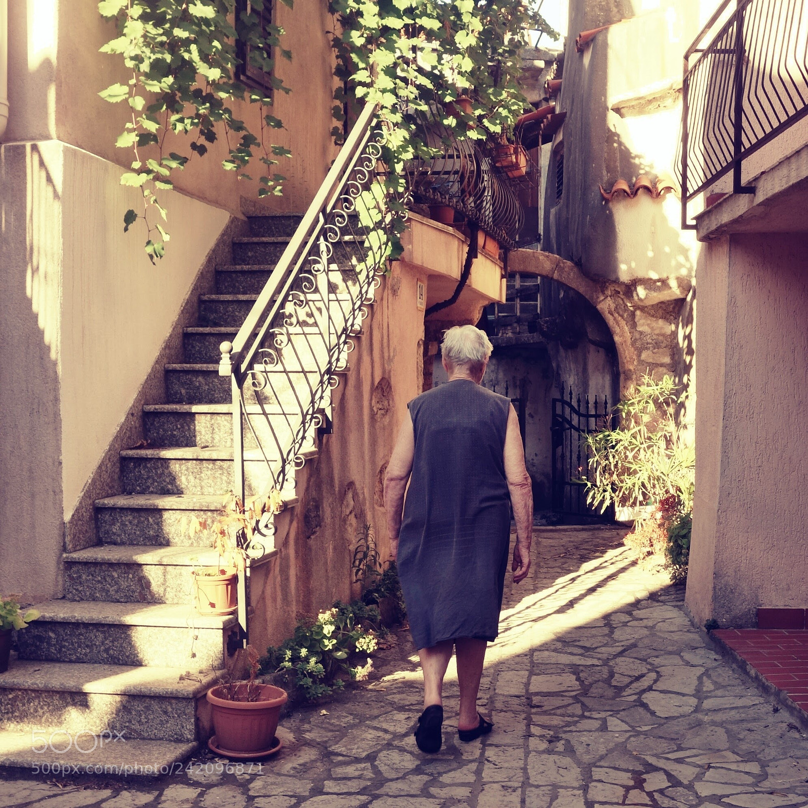 Sony Cyber-shot DSC-RX100 sample photo. Vrbnik street photography