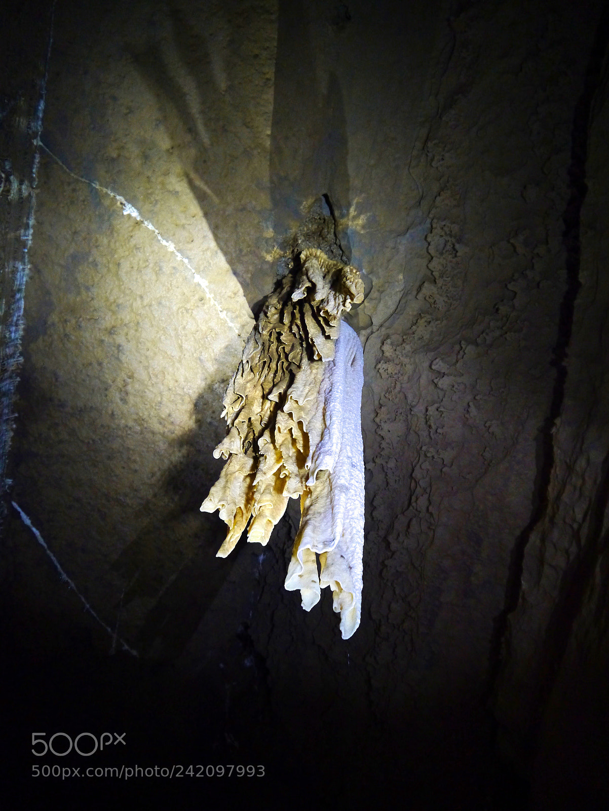 Panasonic Lumix DMC-GX1 sample photo. Doolin cave photography