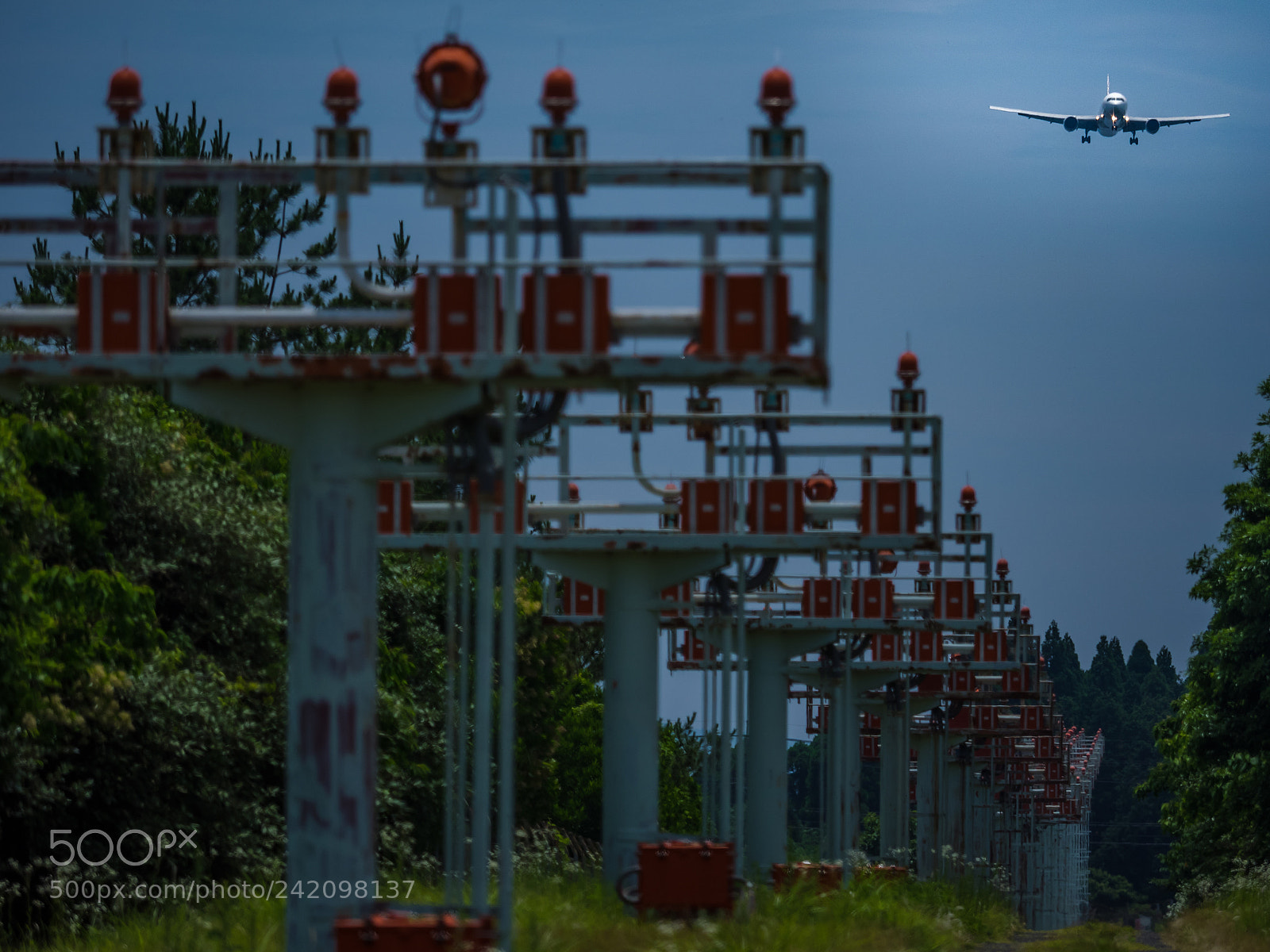Olympus OM-D E-M1 sample photo. Final approach photography