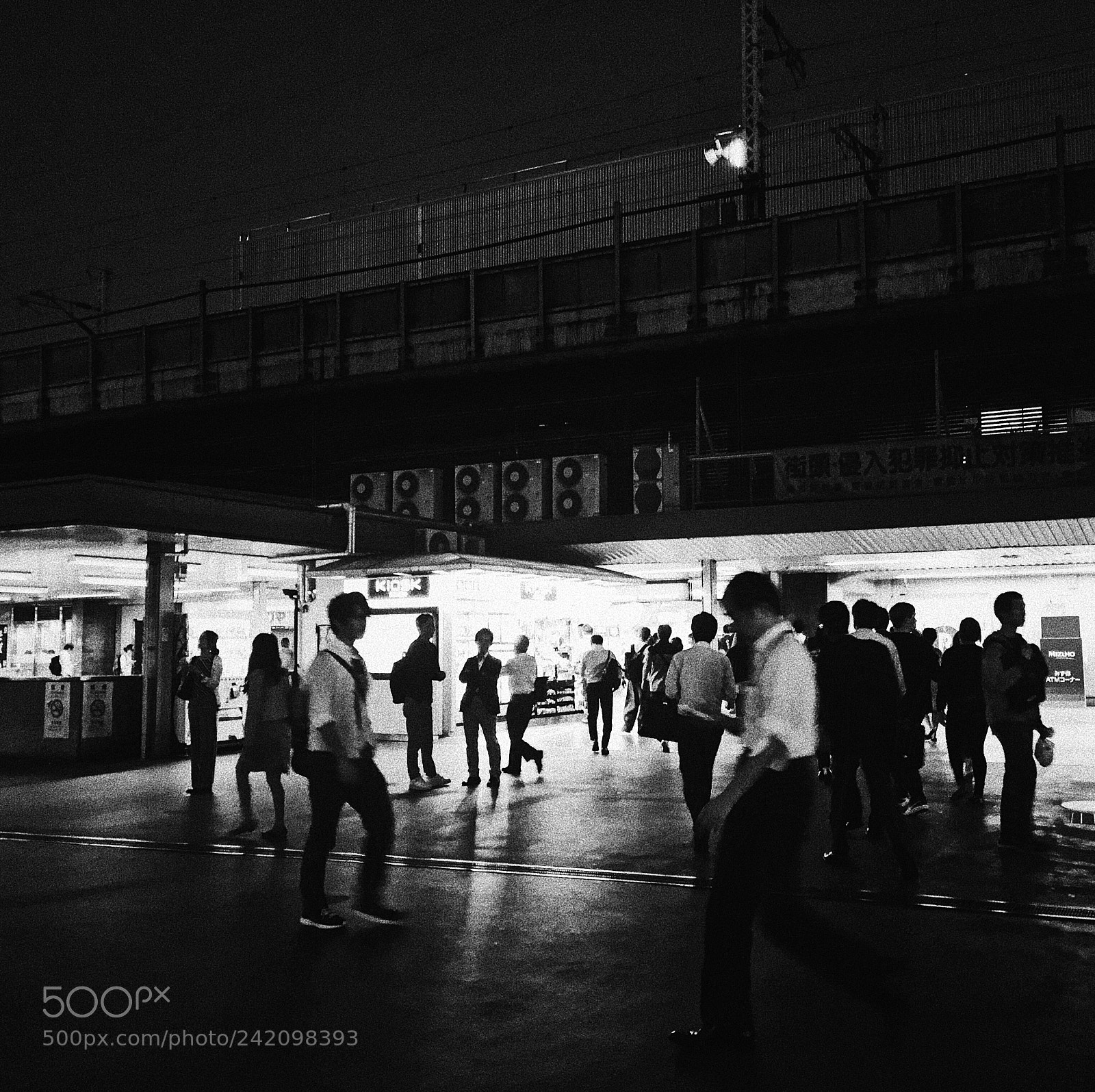 Apple iPhone 6s sample photo. Shimbashi station photography