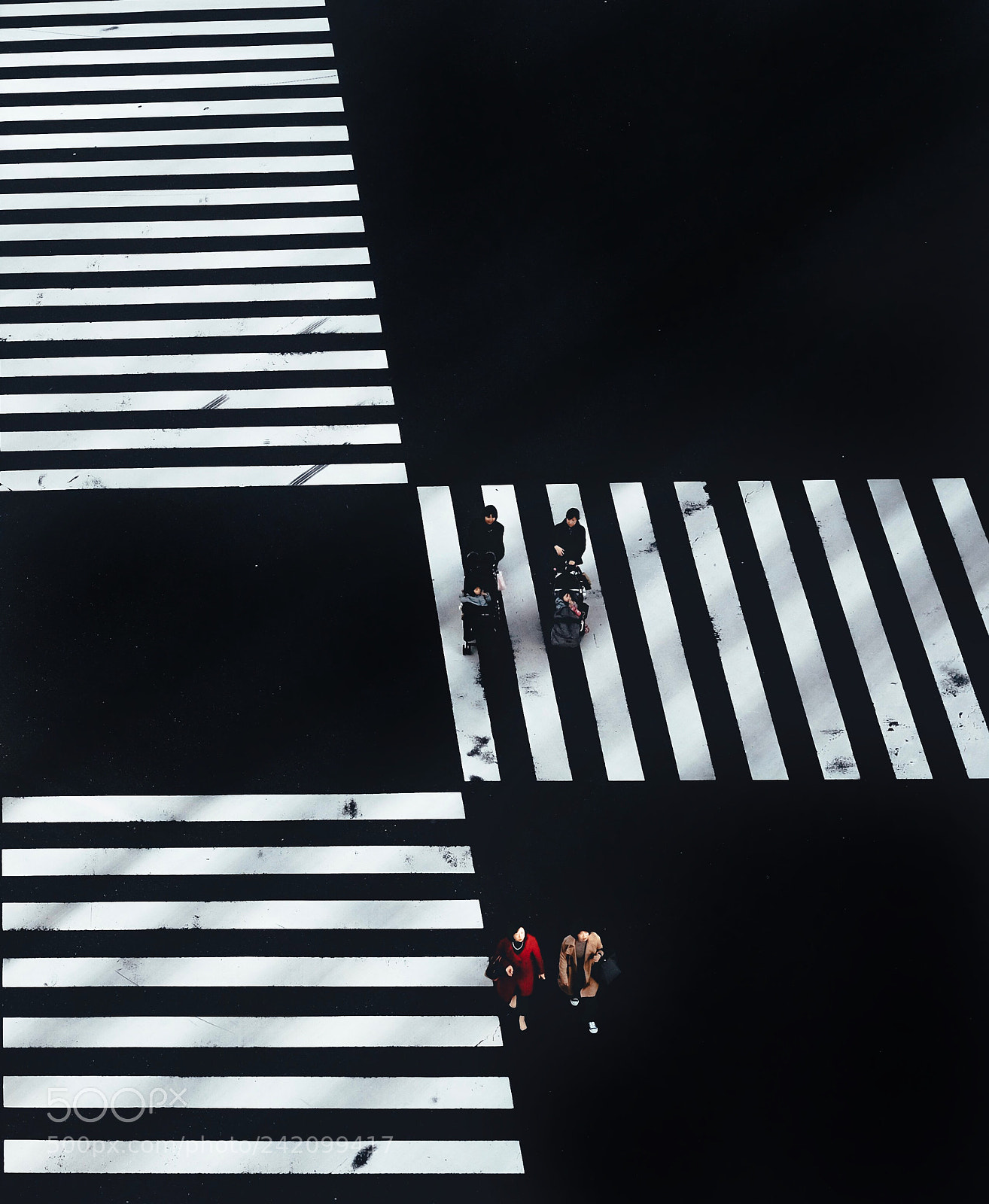 Fujifilm X-T1 sample photo. Tokyo ginza road photography