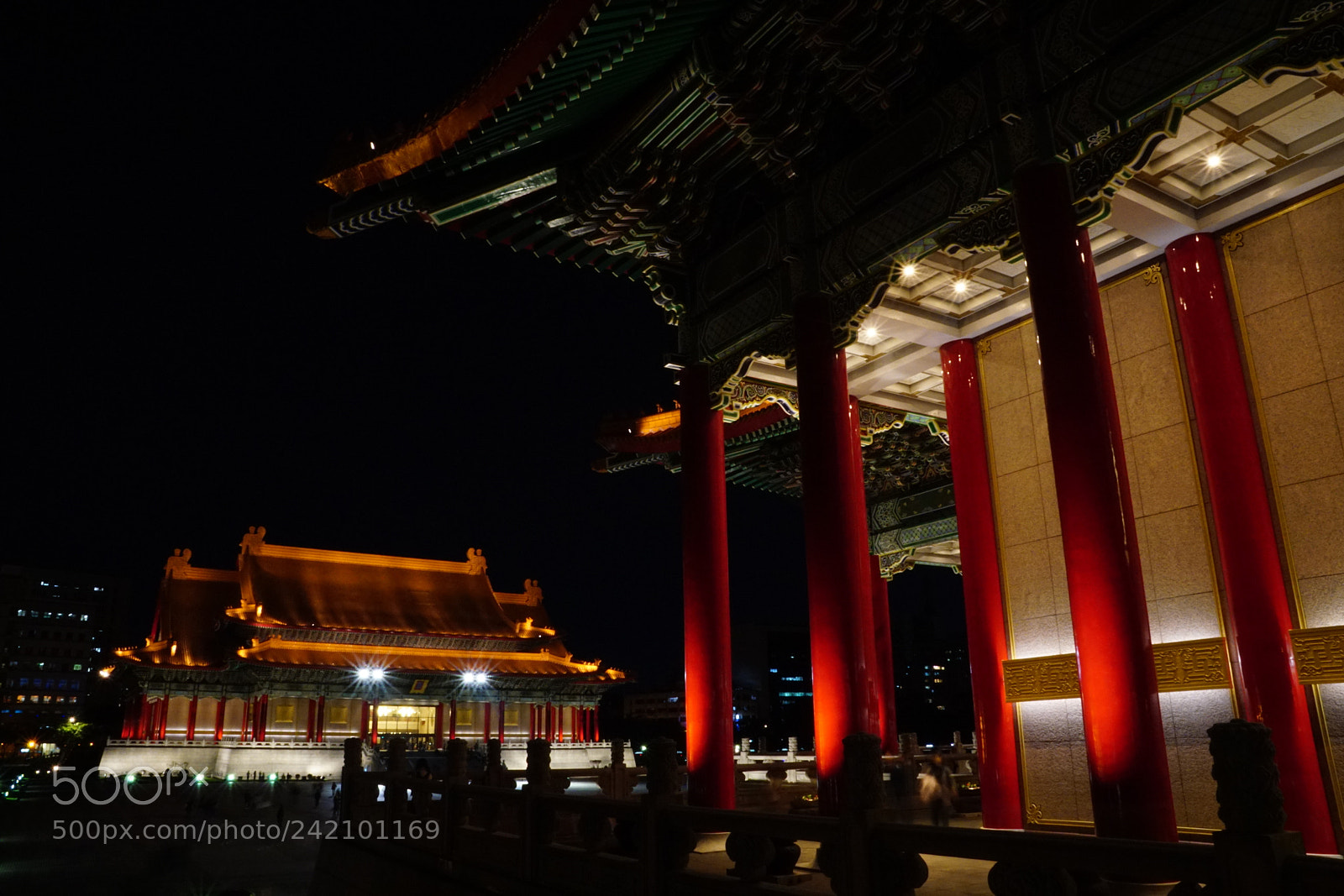 Sony DT 16-50mm F2.8 SSM sample photo. Twins - music & arts photography