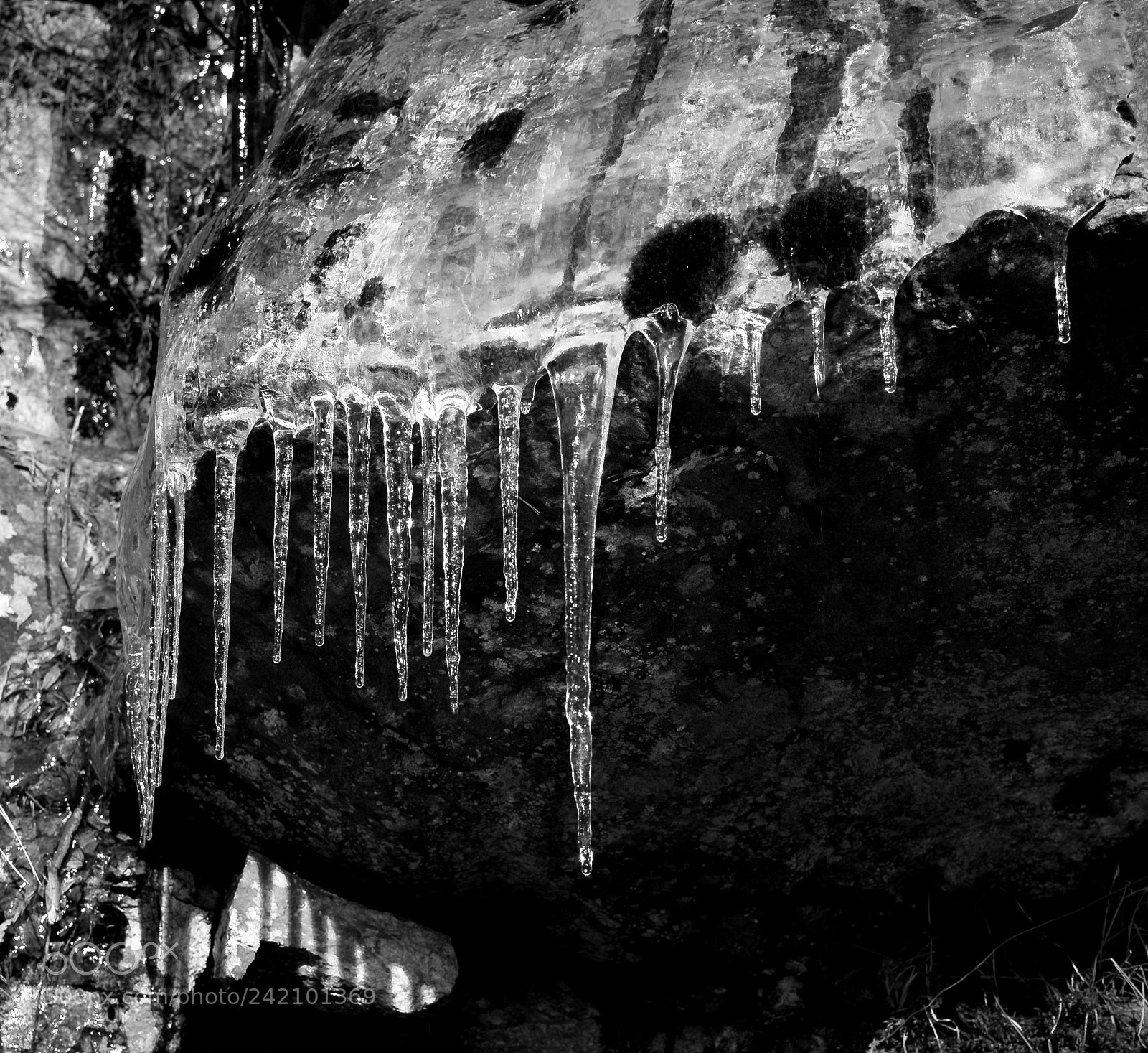 Ricoh GR II sample photo. Ice stalactites photography