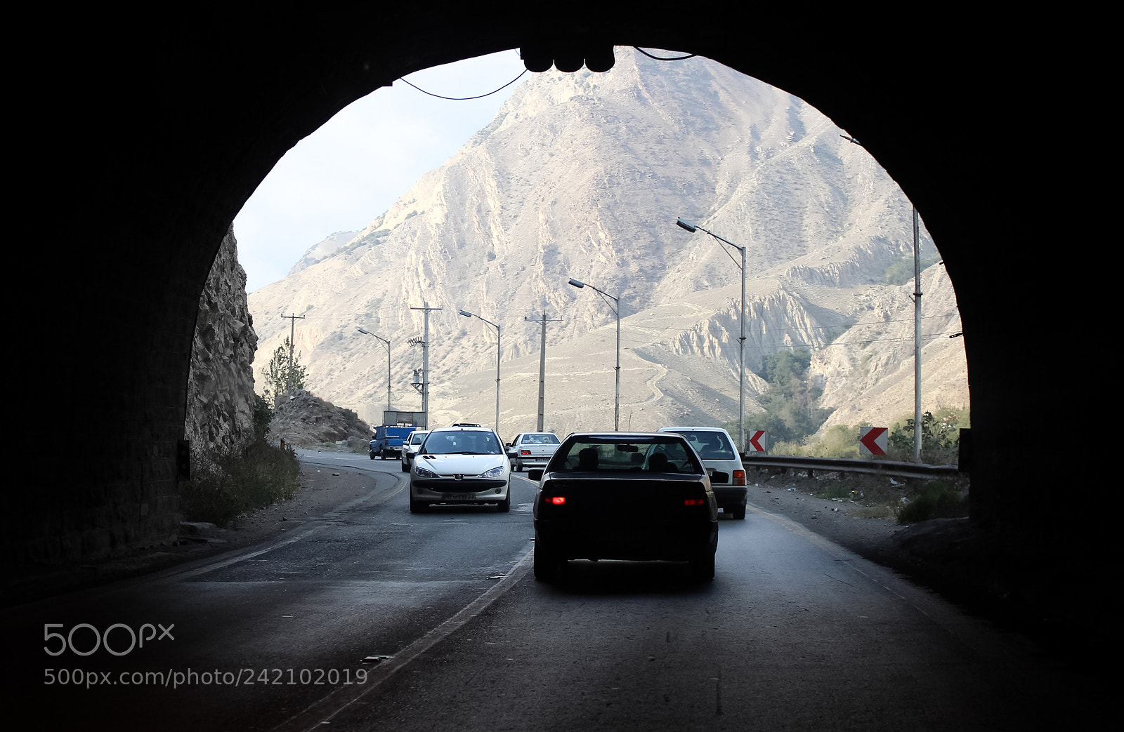 Canon EOS 1200D (EOS Rebel T5 / EOS Kiss X70 / EOS Hi) sample photo. Tunnel photography