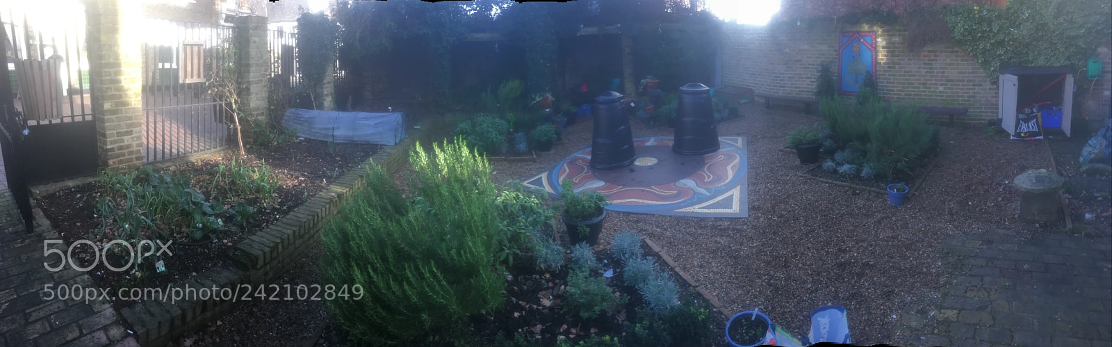 Apple iPhone 6s Plus sample photo. In the museum garden photography