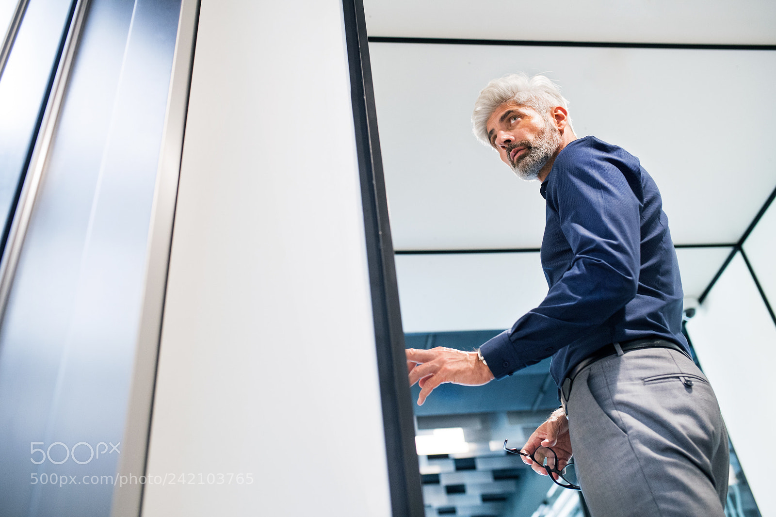 Nikon D5 sample photo. Mature businessman in the photography