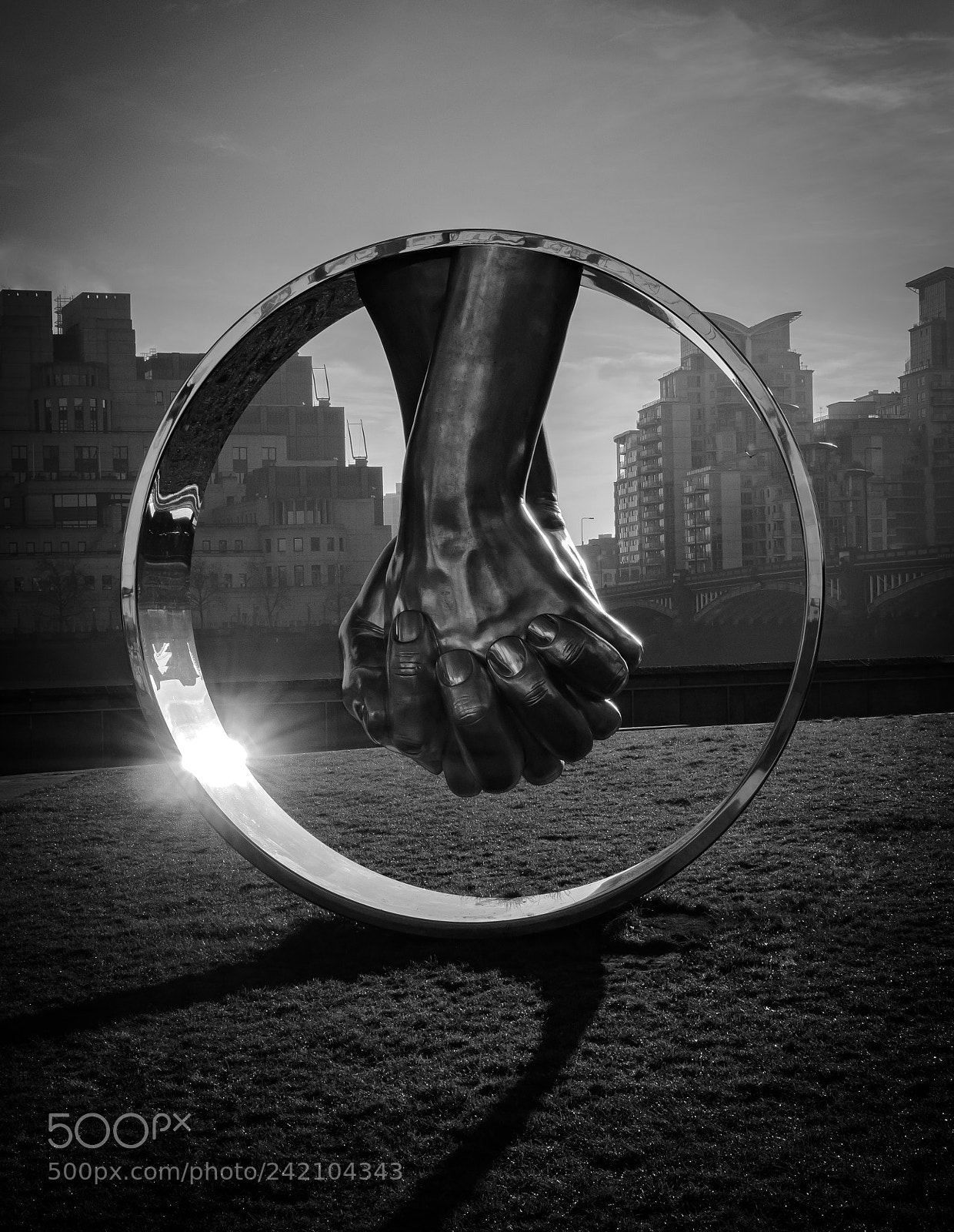 Panasonic Lumix DMC-GX85 (Lumix DMC-GX80 / Lumix DMC-GX7 Mark II) sample photo. United hands london photography