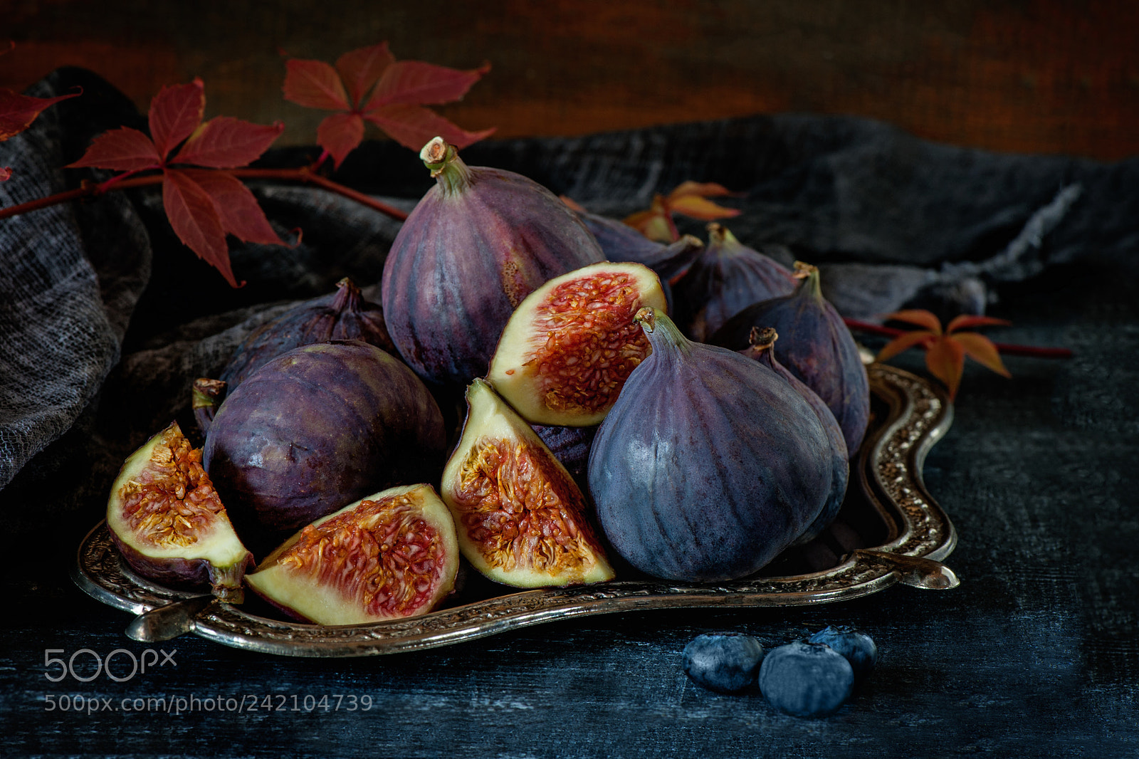 Nikon D700 sample photo. Sweet red ripe figs photography